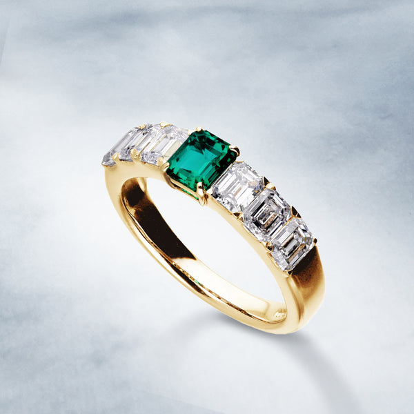 エメラルド/ダイヤモンド K18リング（クレサンベール/LGD/50周年記念