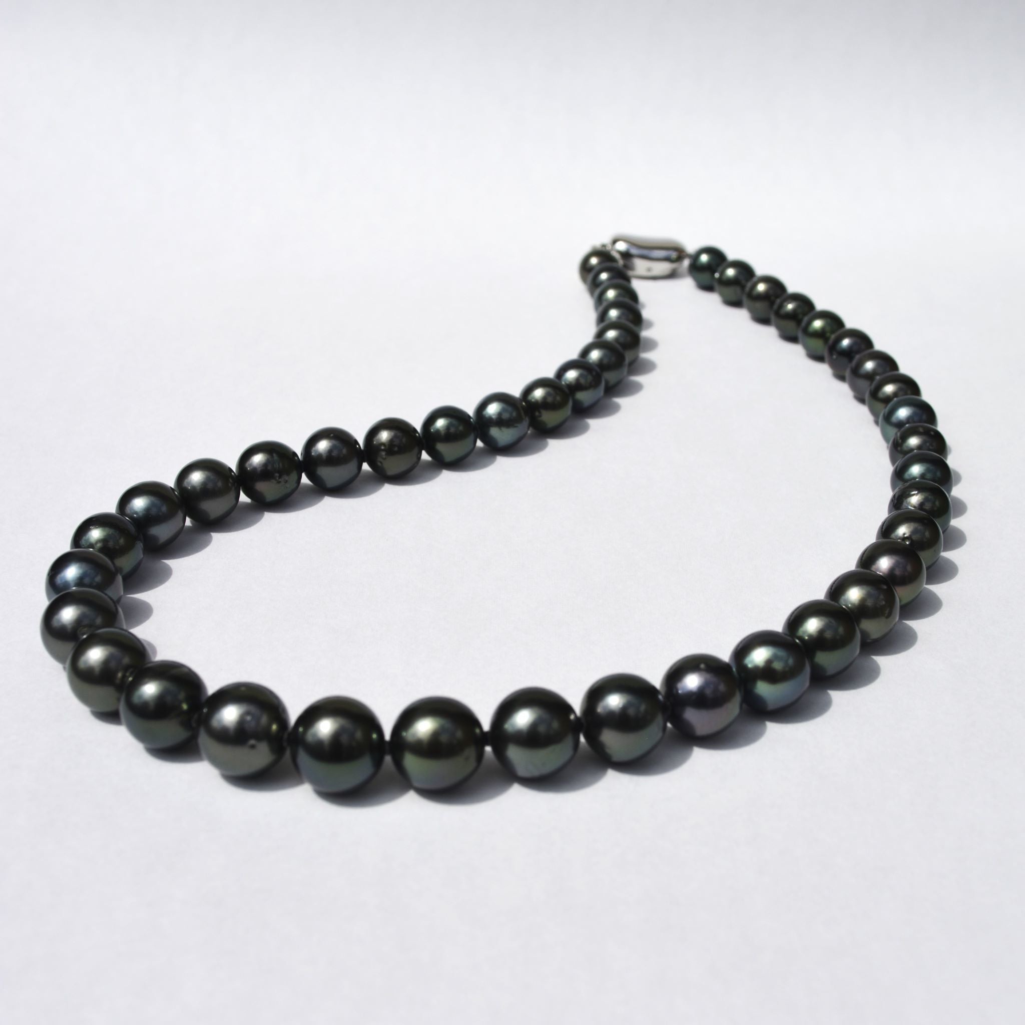 パールネックレス＆ピアス(黒蝶真珠/8～11mm/2点セット/6月