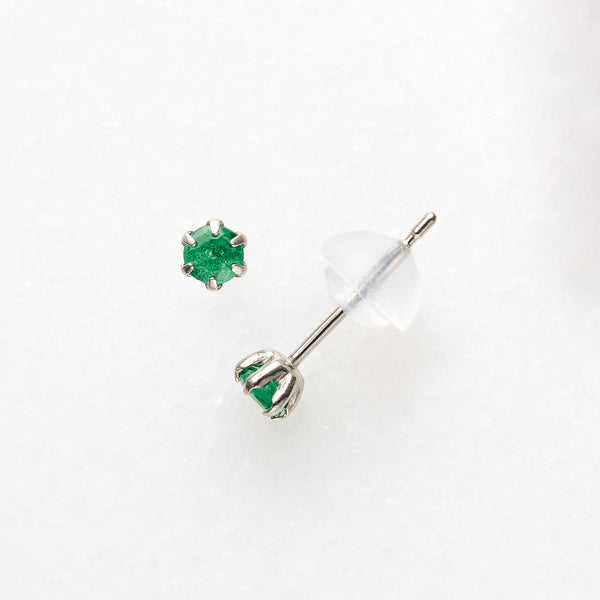 ケイナエメラルドプラチナピアス 揺れる 計 4.4ct エメラルド ダイヤモンド プラチナ ピアス 鑑別