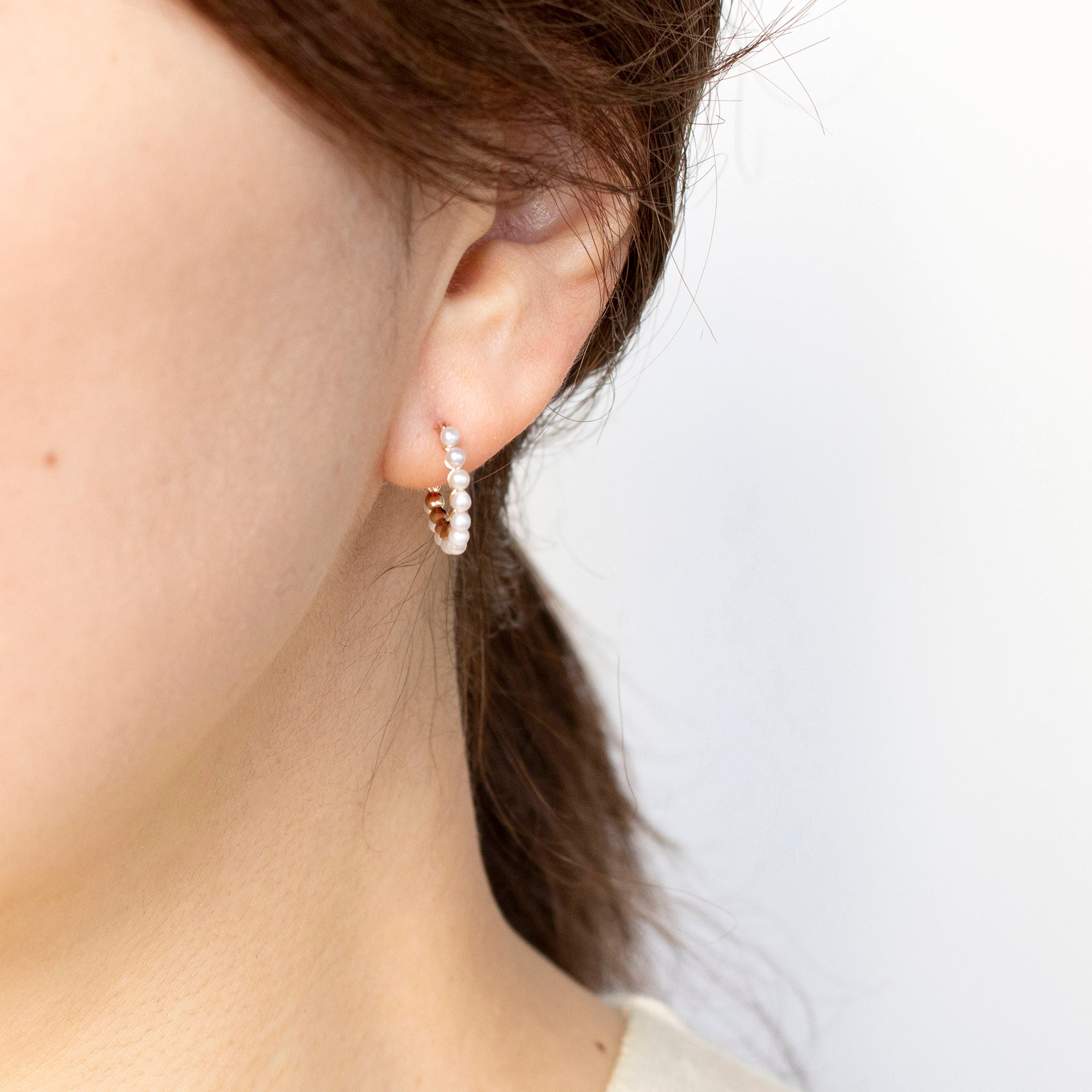 パール K10ピアス(淡水真珠/2mm/フープ/6月誕生石)《25C20116》