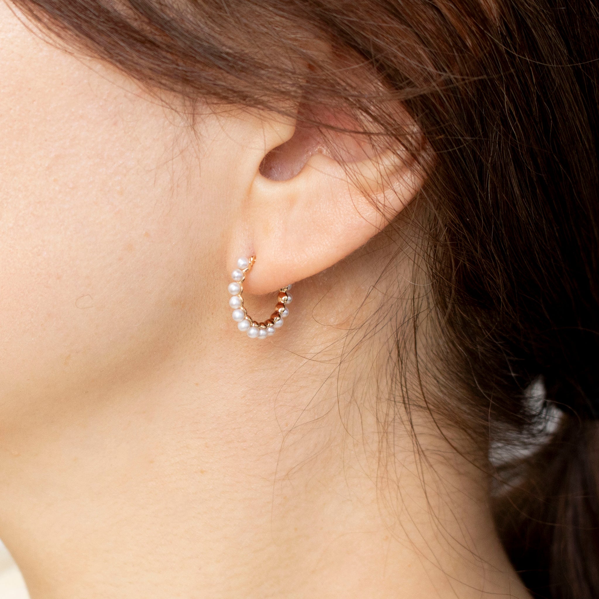 パール K10ピアス(淡水真珠/2mm/フープ/6月誕生石)《25C20116》