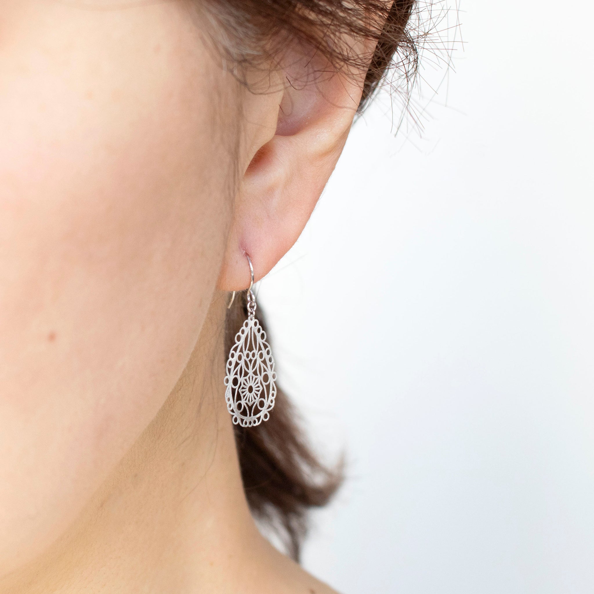 K18ピアス《25C30115》