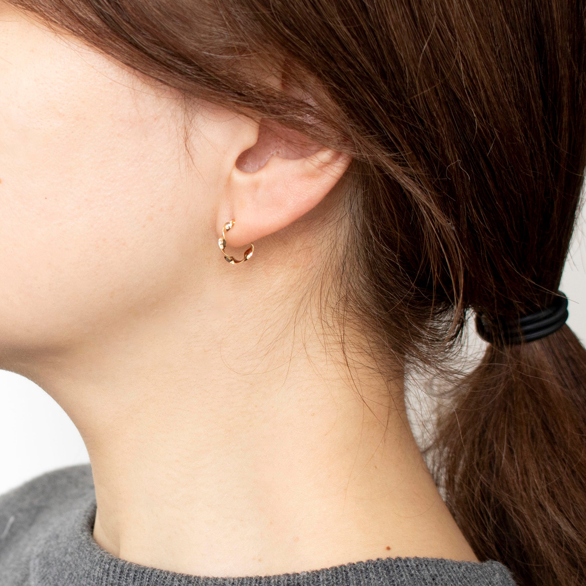 K18ピアス(フープ)《25C40115》