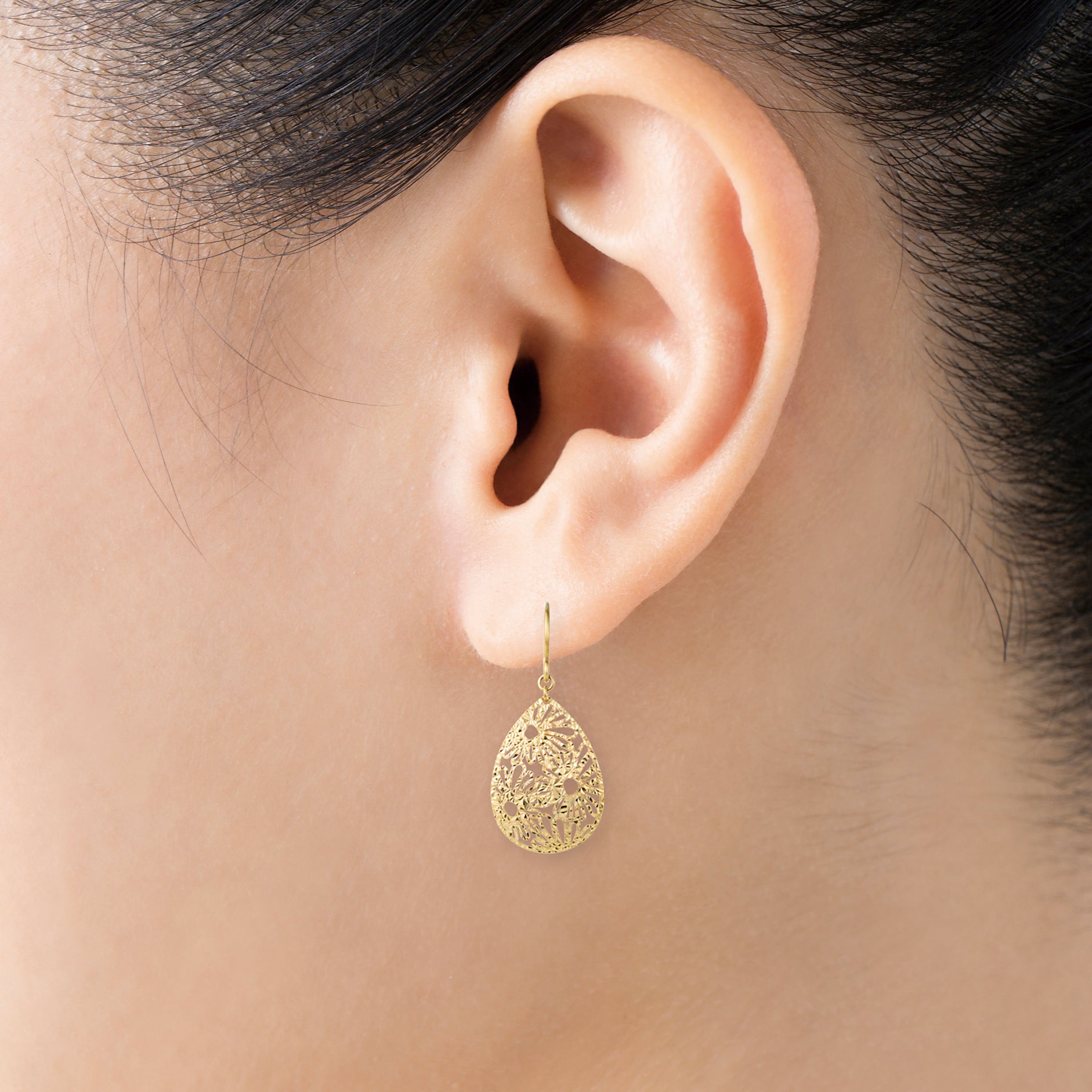 K18ピアス《25C40118》