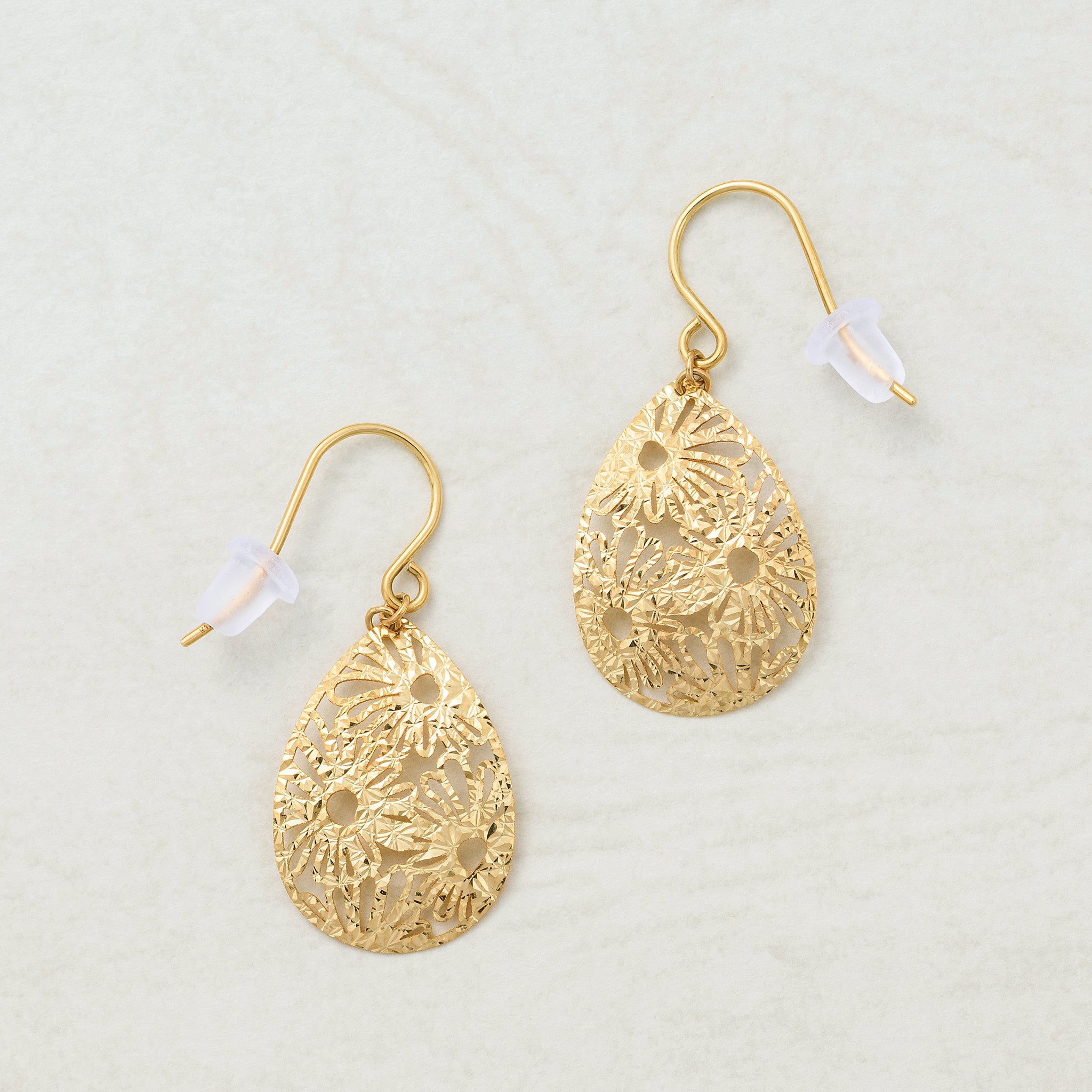 K18ピアス《25C40118》