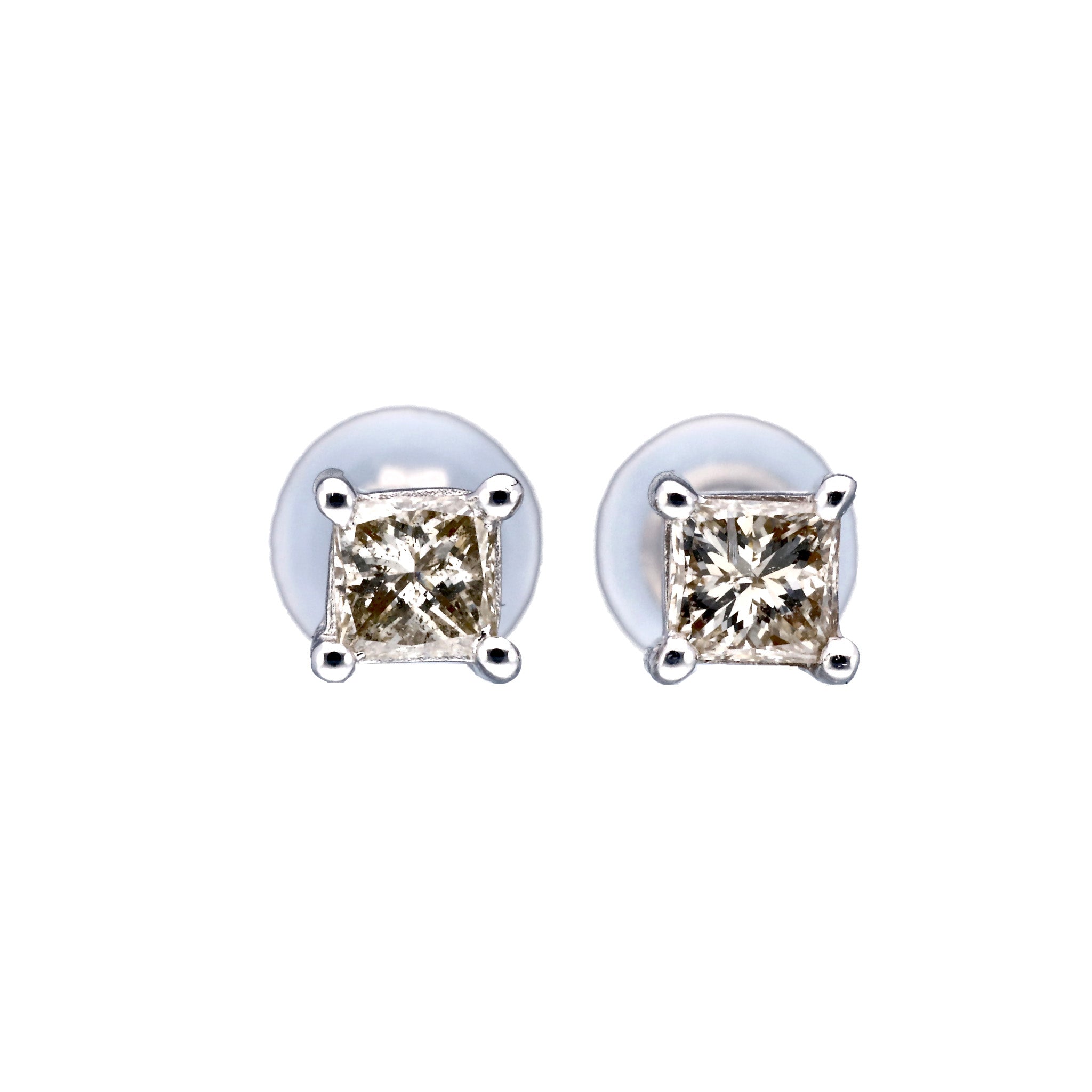 ダイヤモンド K18ピアス(プリンセスカット/4月誕生石)《25C60118》