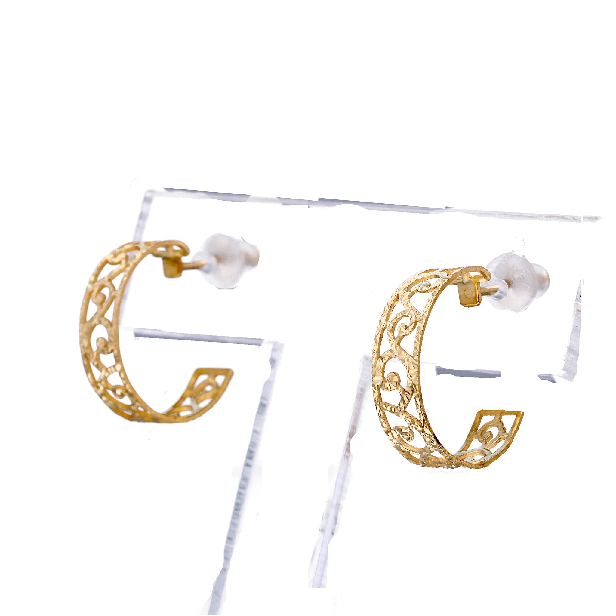 K18ピアス《25C60124》