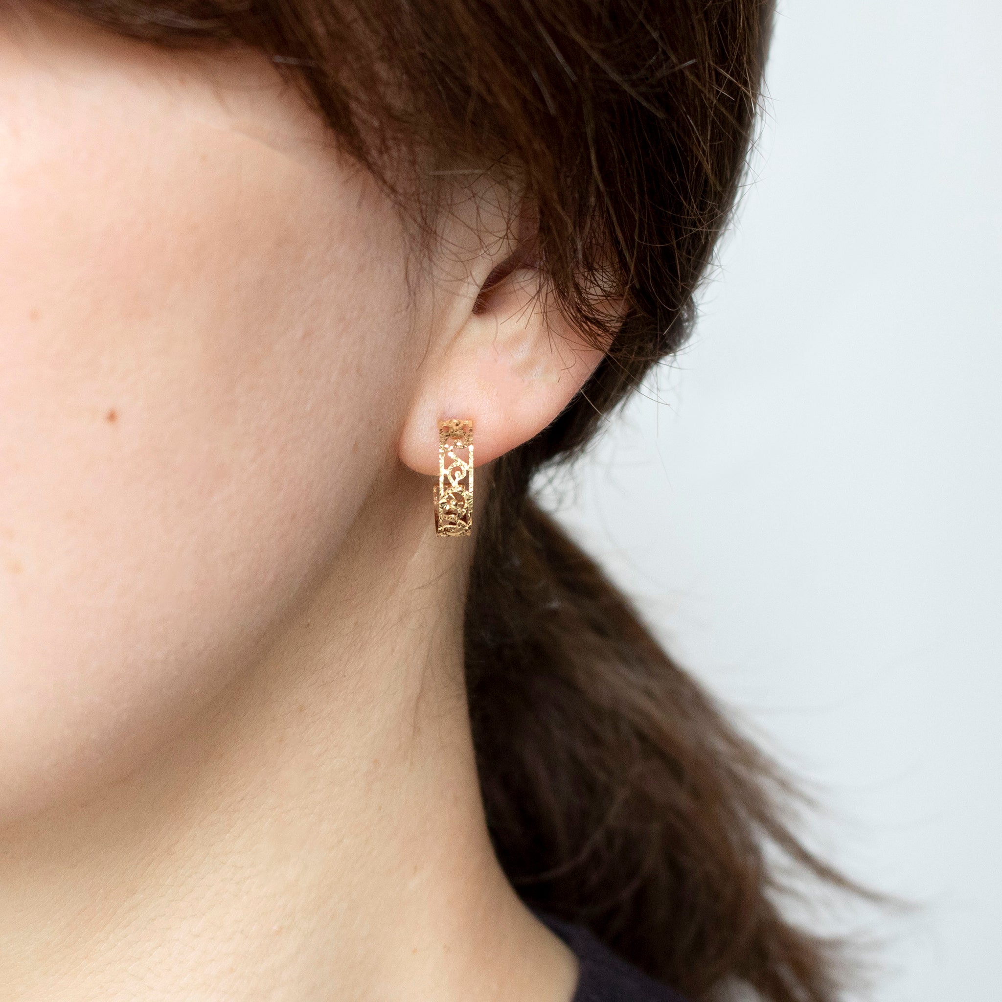puccii＊ MJC&ODOLLY キュービックジルコニア K18ピアス キュービックジルコニア K18ピアス《22T10284》 | 京セラ