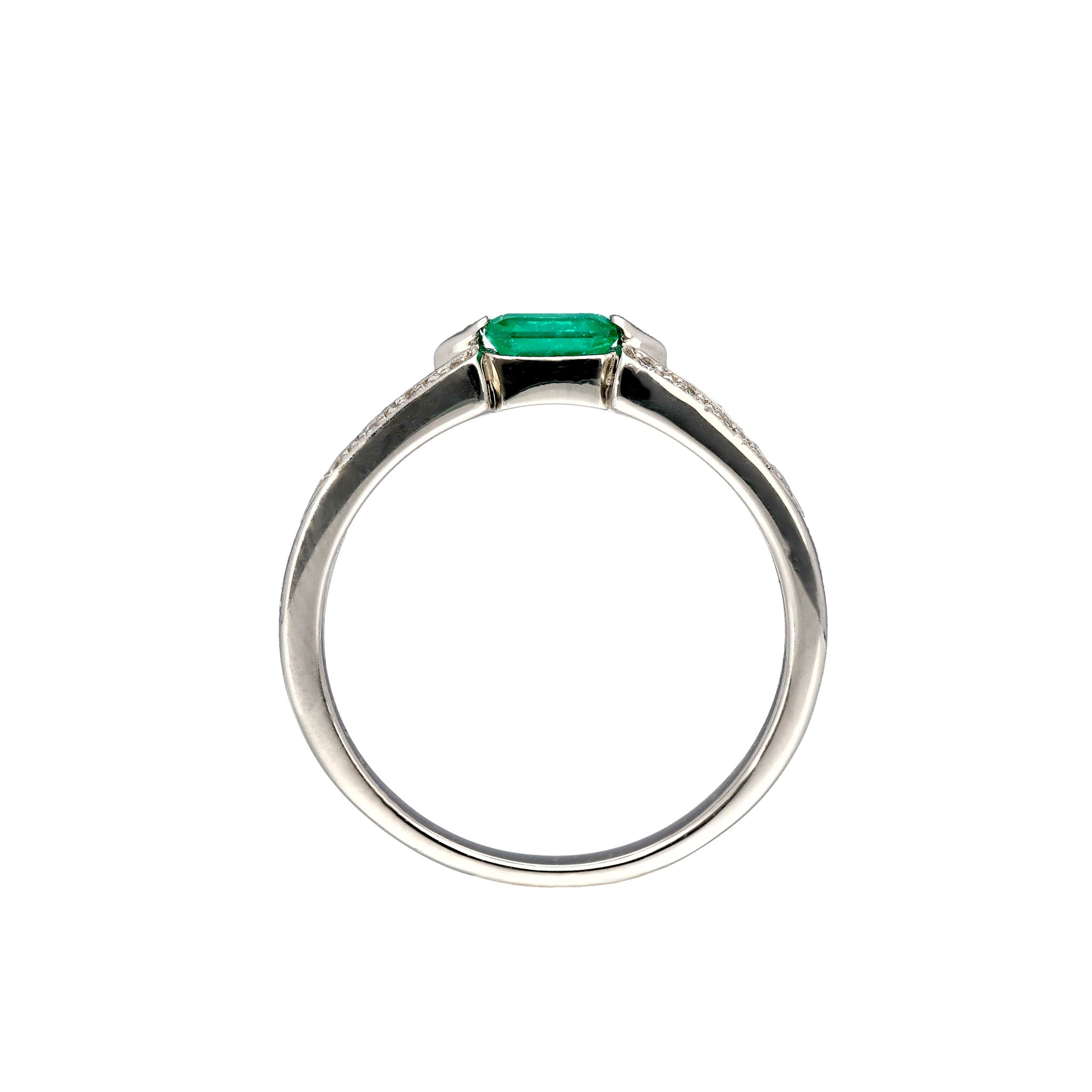 【限定1点】エメラルド/ダイヤモンド プラチナリング(5月誕生石/鑑別書付)《25C80111》