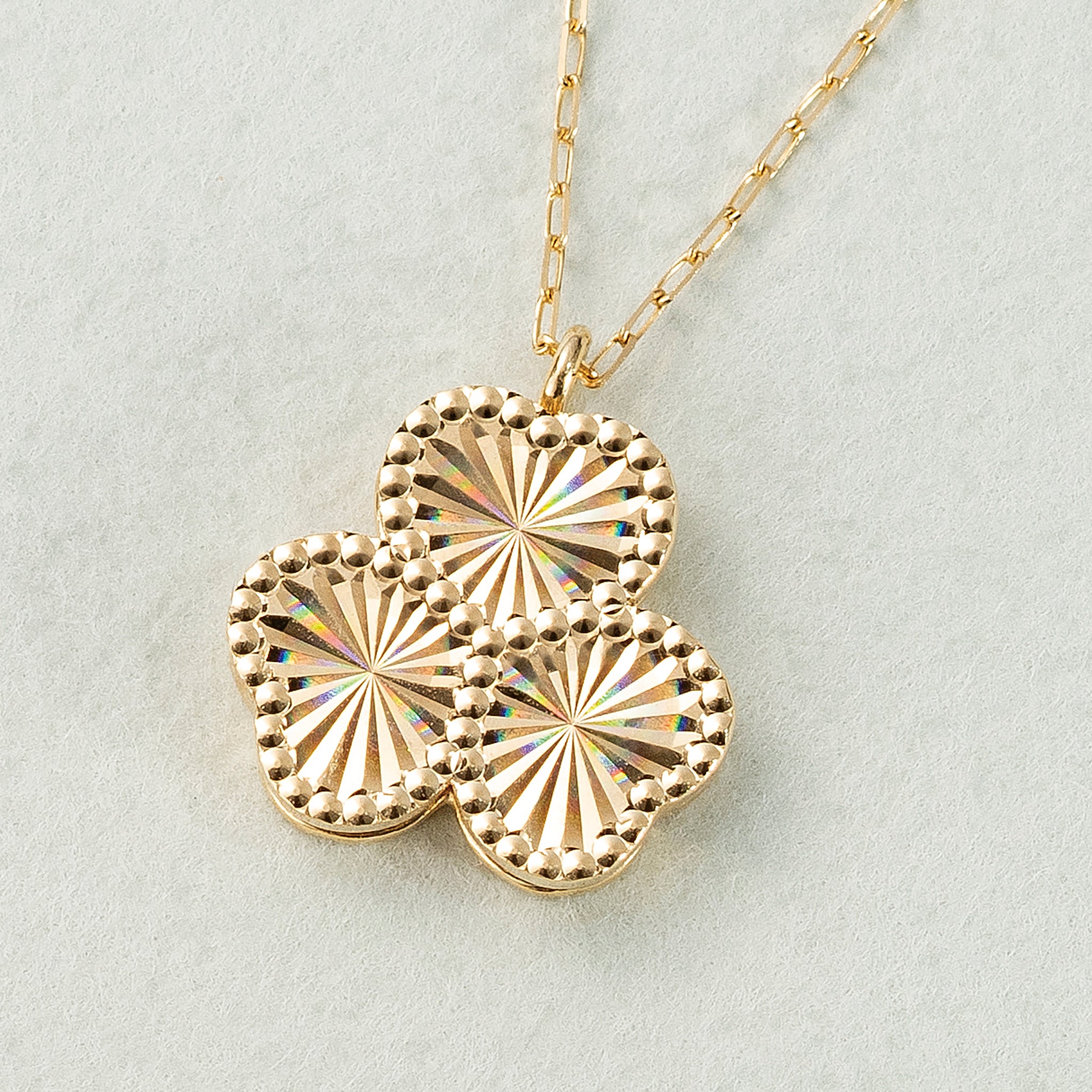 K18ネックレス(クローバーモチーフ)《25C80120》