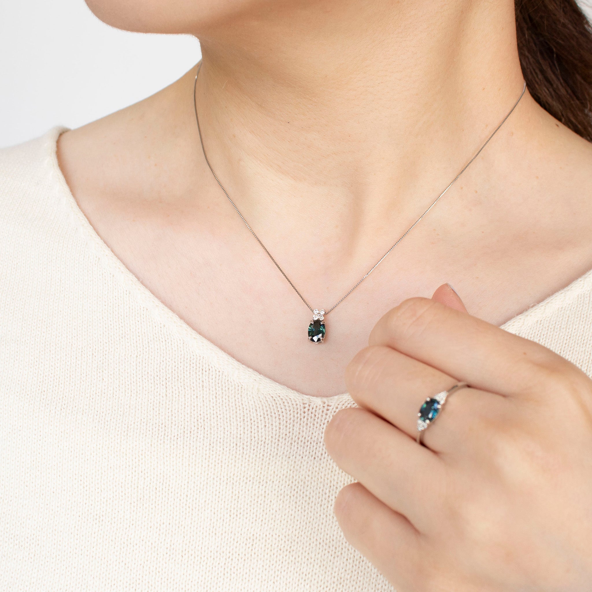 ティールサファイア/ダイヤモンド プラチナネックレス(非加熱/9