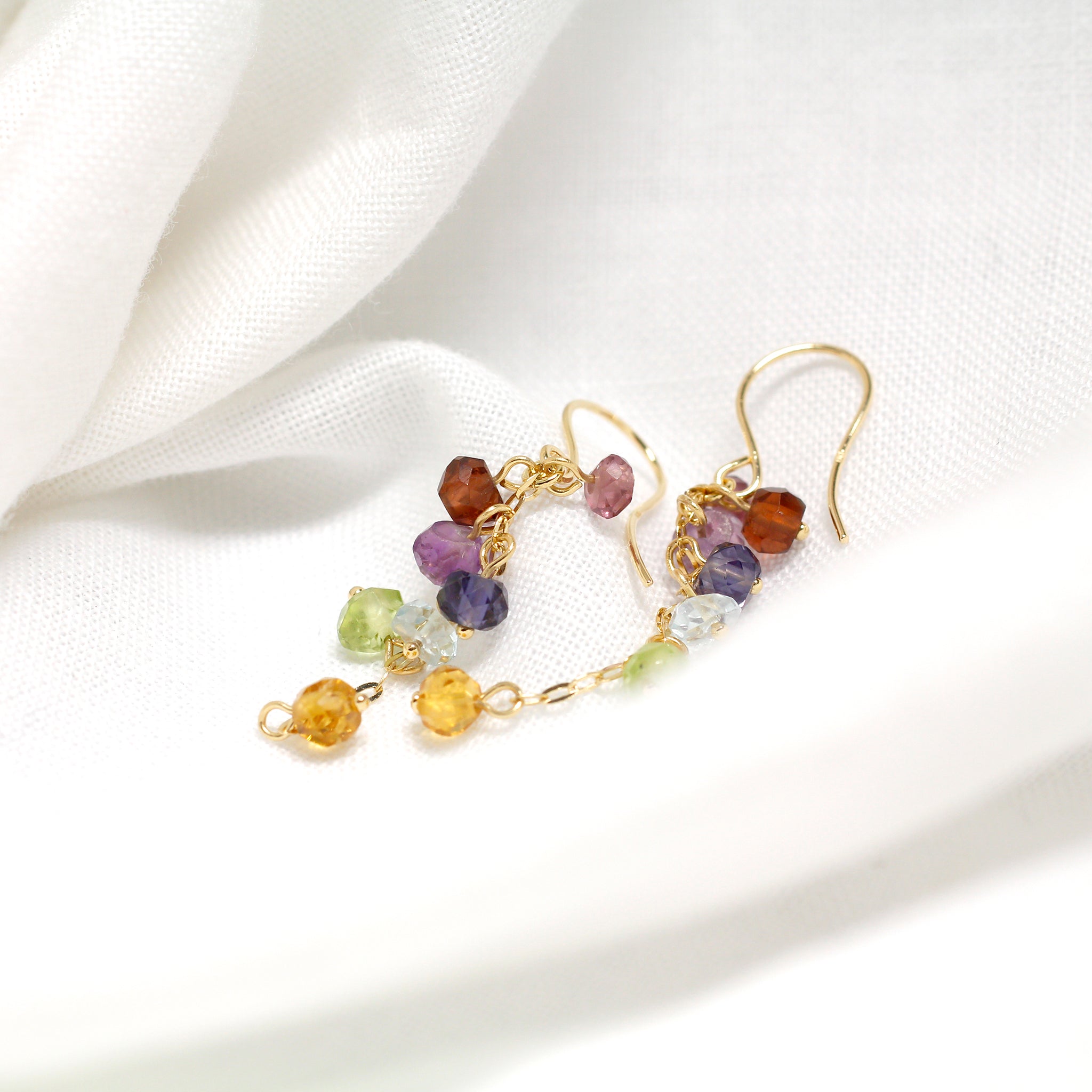 マルチカラー K18ピアス《25H01509》