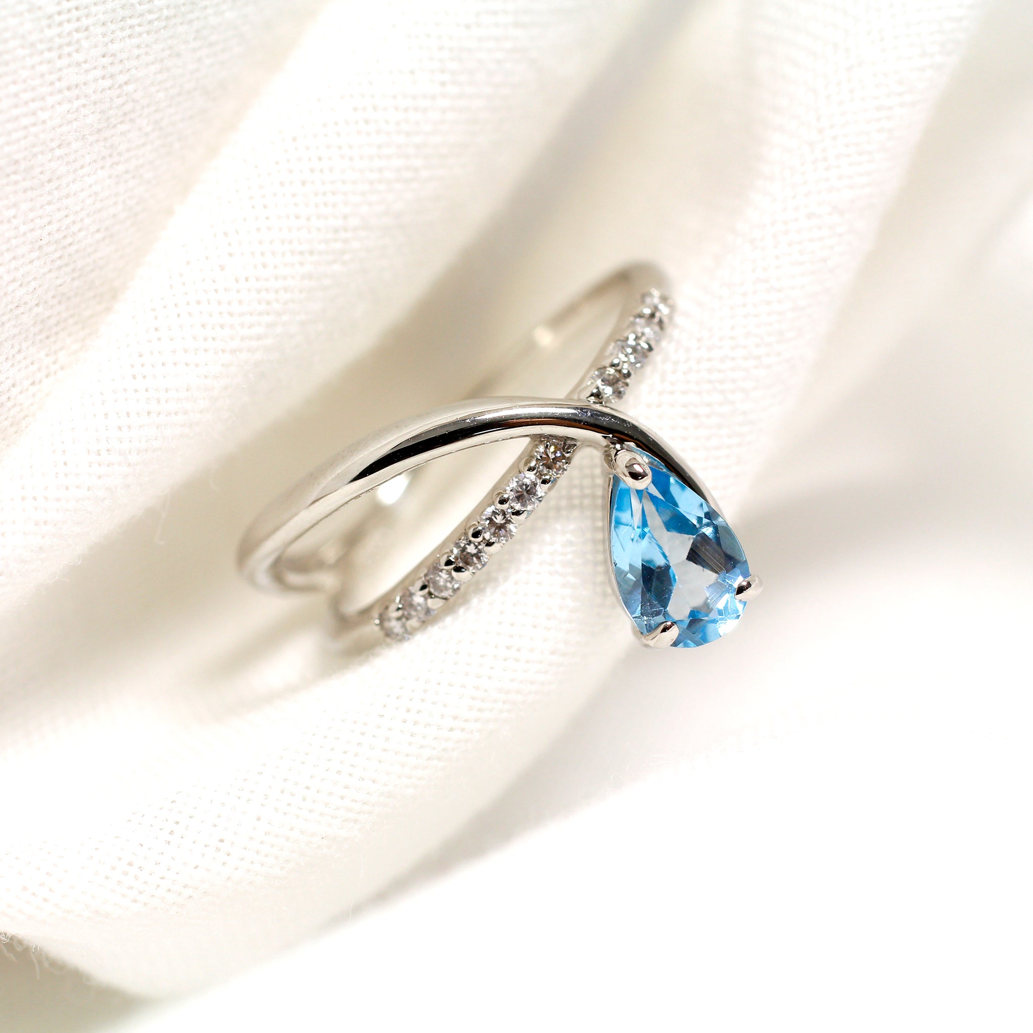 ヴィンテージ　ブルートパーズ　ダイヤモンド　プラチナリング 楽天市場】プラチナ・ブルートパーズリング・ダイヤモンド・指輪