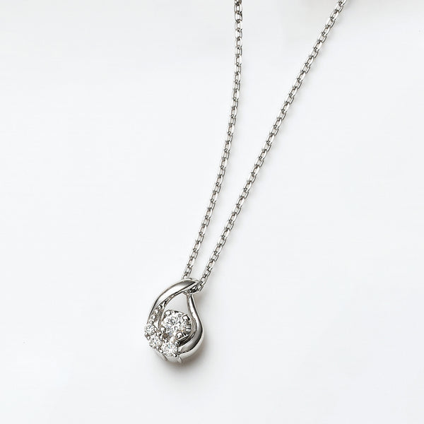 ダイヤモンド プラチナネックレス(4月誕生石)《25H01909