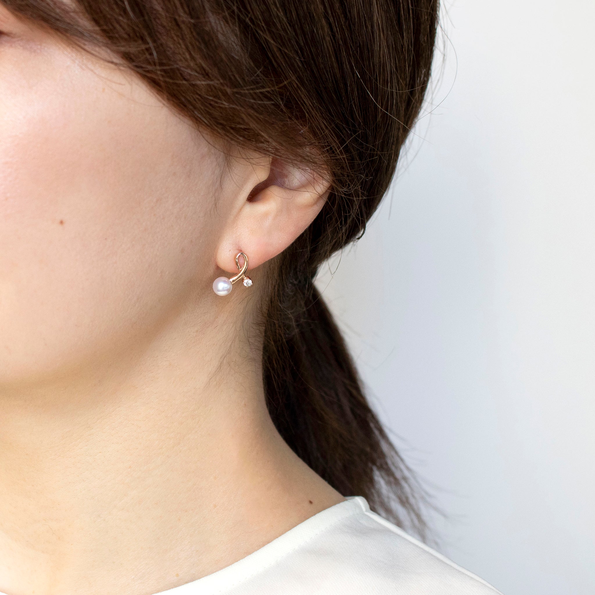 パール/ダイヤモンド K18ピアス(アコヤ真珠/5.5mm/6月誕生石)《25H02204》