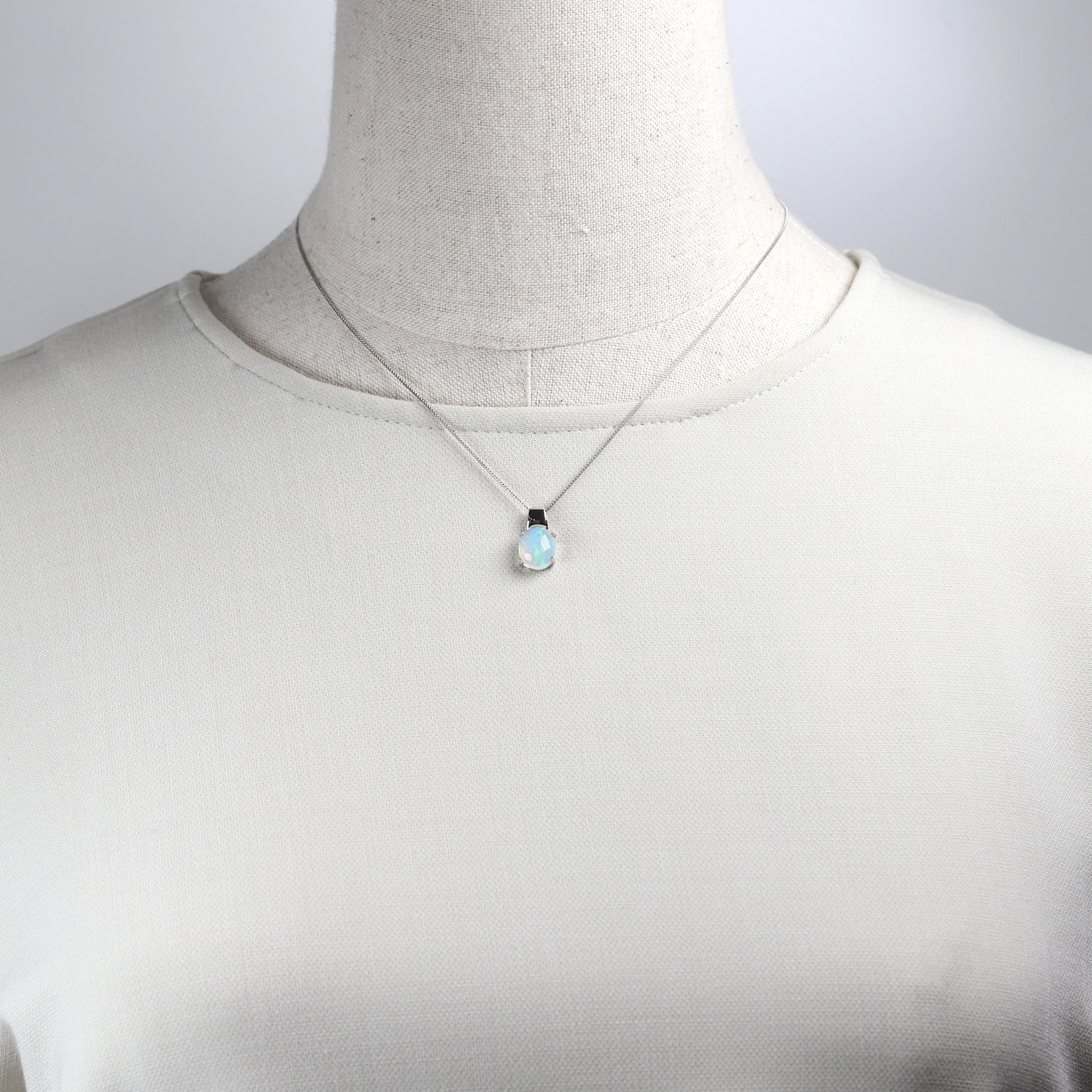 【25‐01】オパール　ダイヤモンド　ネックレス1.66 ct　D0.15ct ブラックオパール1.16ctプラチナネックレスダイヤ0.24ct付(宝石