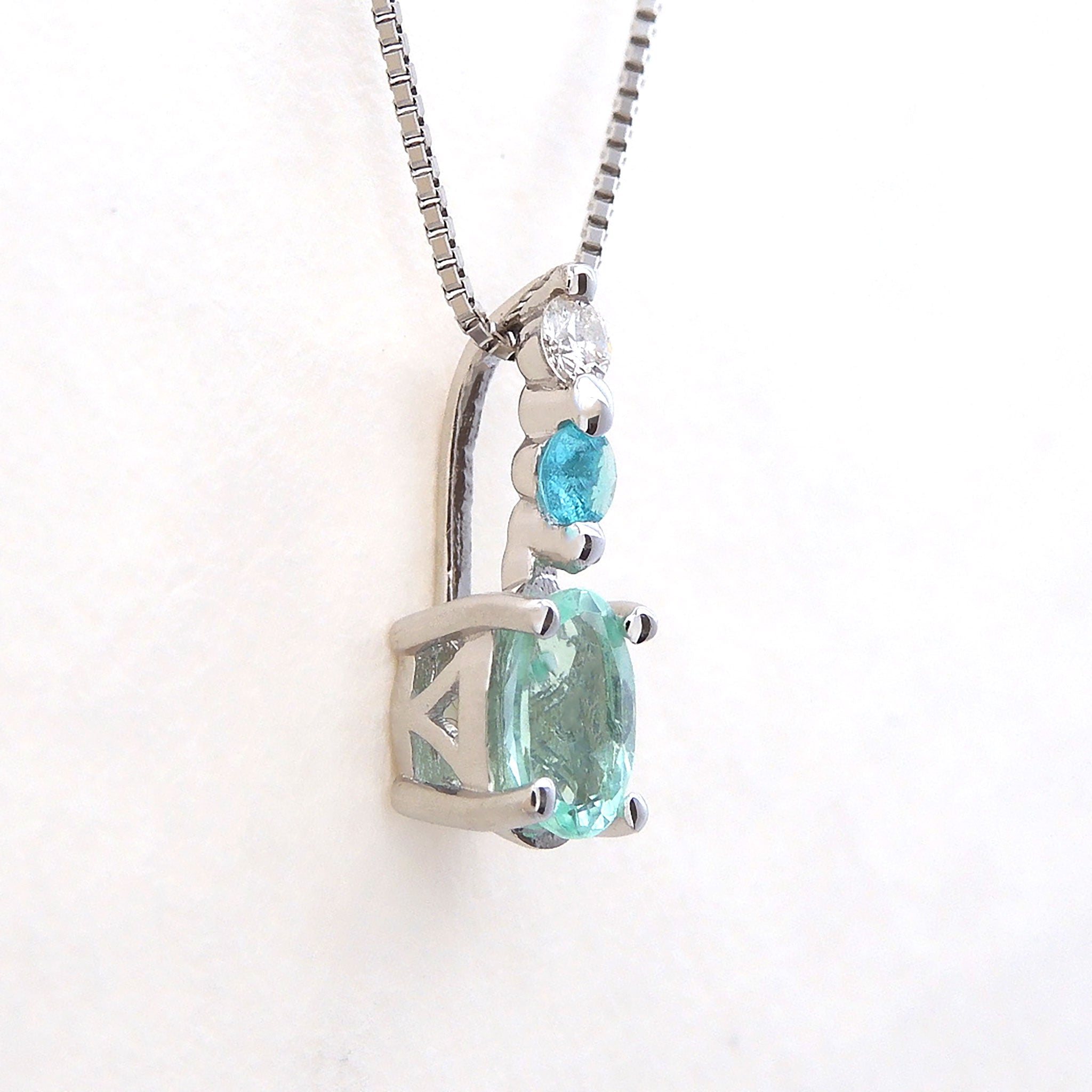 世界3代希少石　パライバトルマリン　天然ダイヤモンド　プラチナ　ネックレス　新品 N519 プラチナ 世界三大希少石 パライバトルマリンネックレス