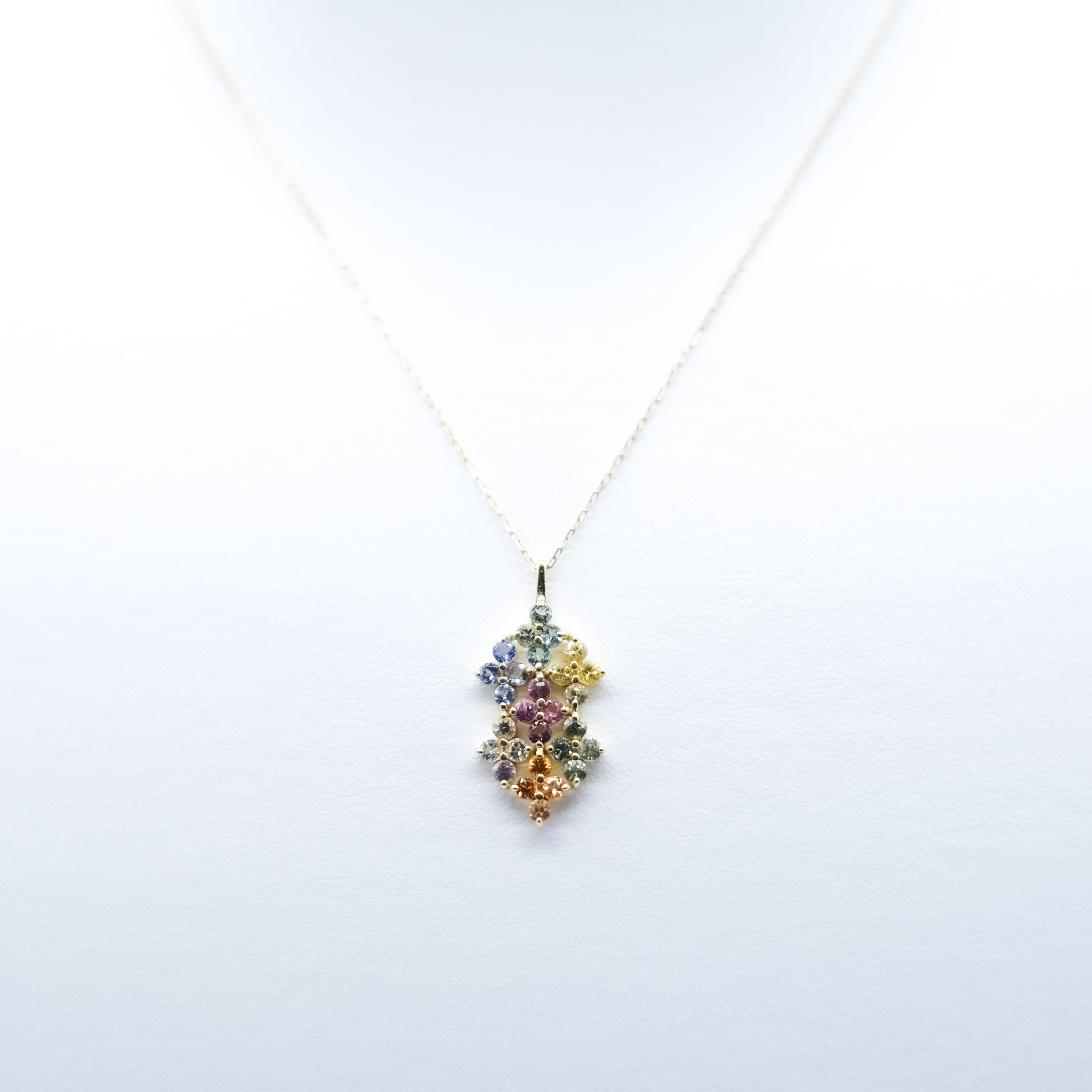 ケンゾー ネックレス 花 アクリル ゴールド マルチカラー ヴィンテージ KENZO - ケンゾー ネックレス 花 アクリル ゴールド マルチ