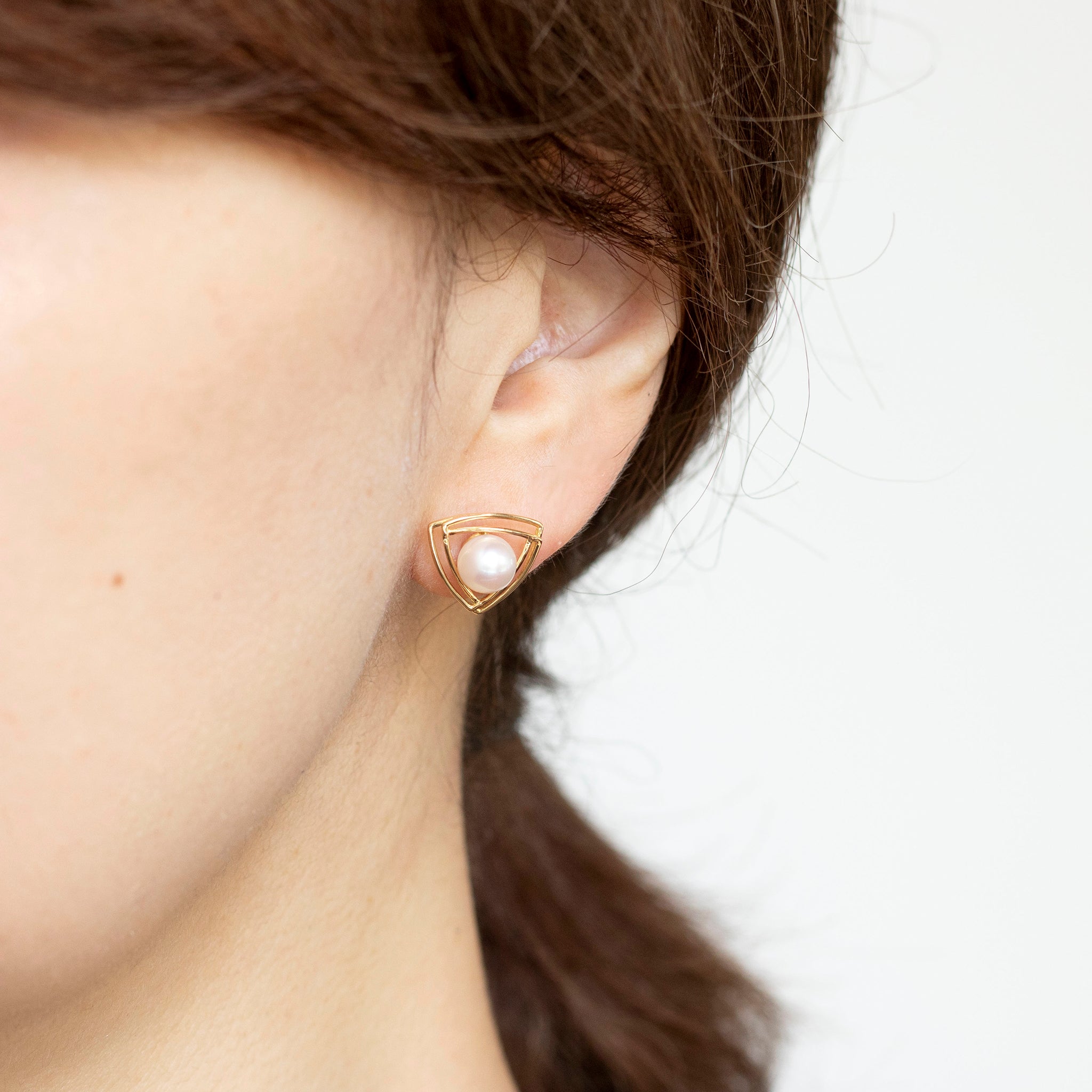パール K18ピアス(アコヤ真珠/6mm/6月誕生石)《25N01106》