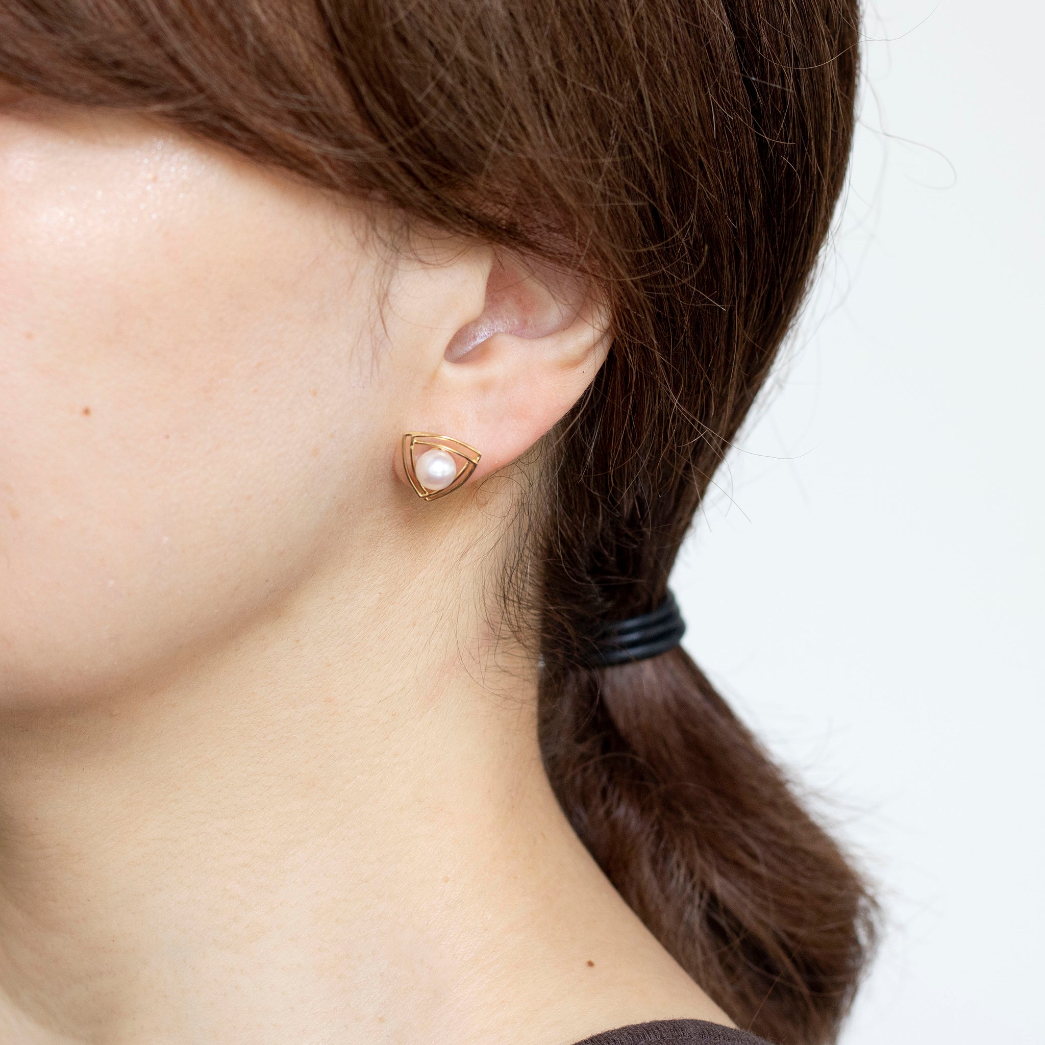 パール K18ピアス(アコヤ真珠/6mm/6月誕生石)《25N01106》