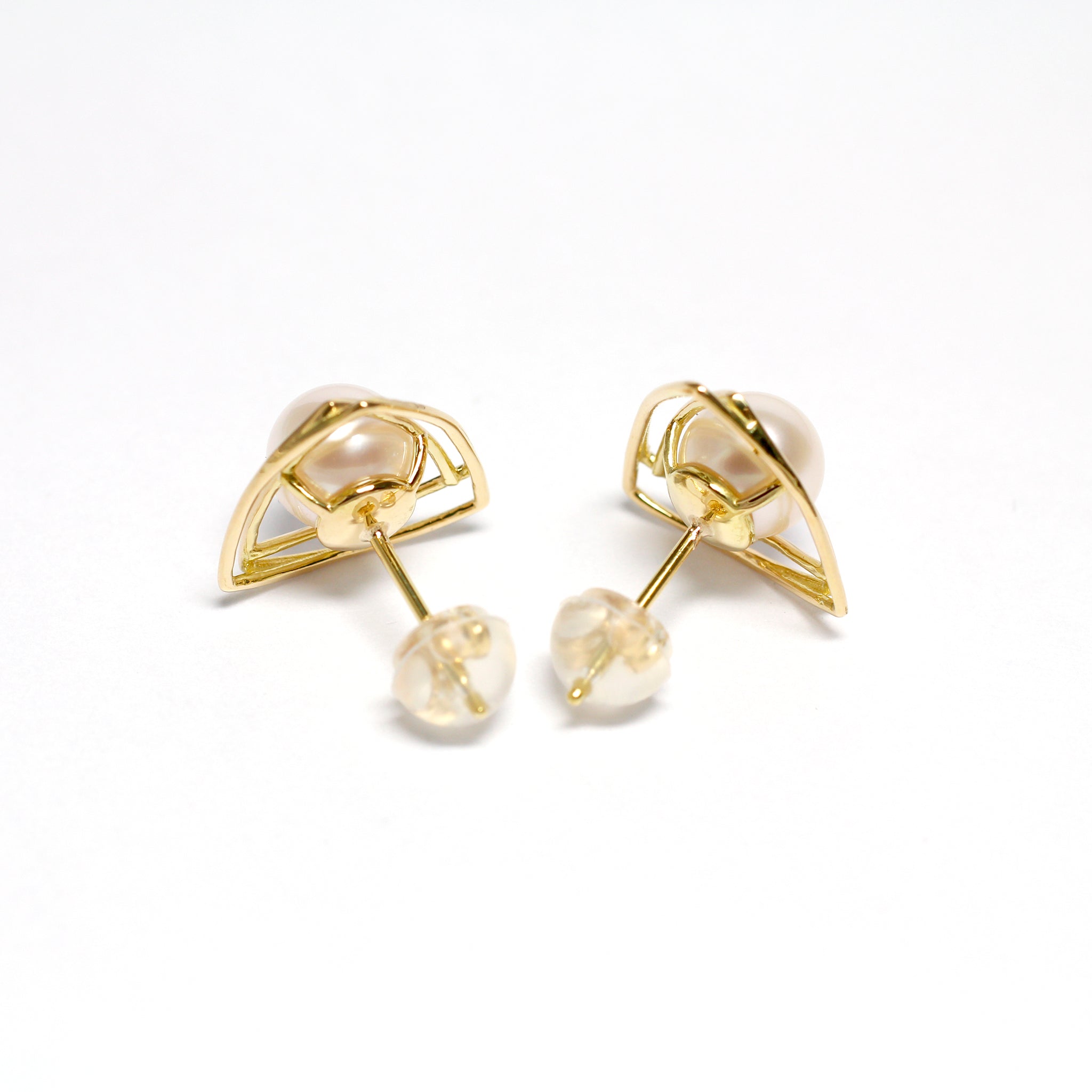 金色ピアス　パール付き （akari） 当日発送】ゴールドプレートパールピアス