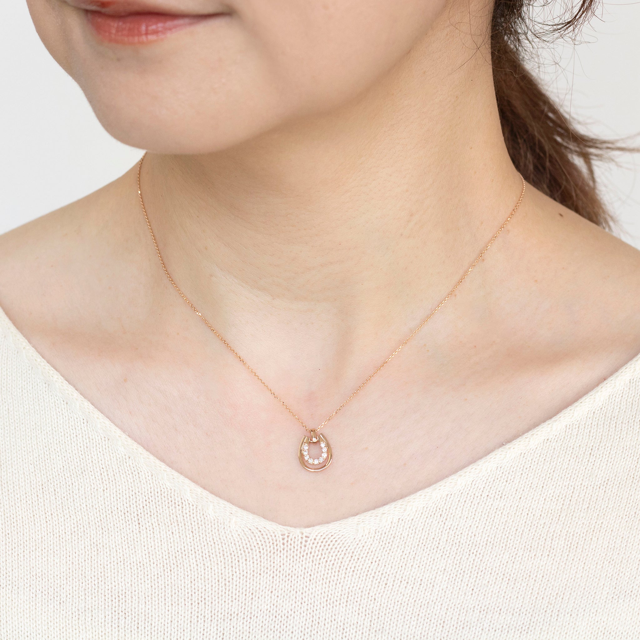 ダイヤモンド K18ネックレス(馬蹄モチーフ)《25N01706