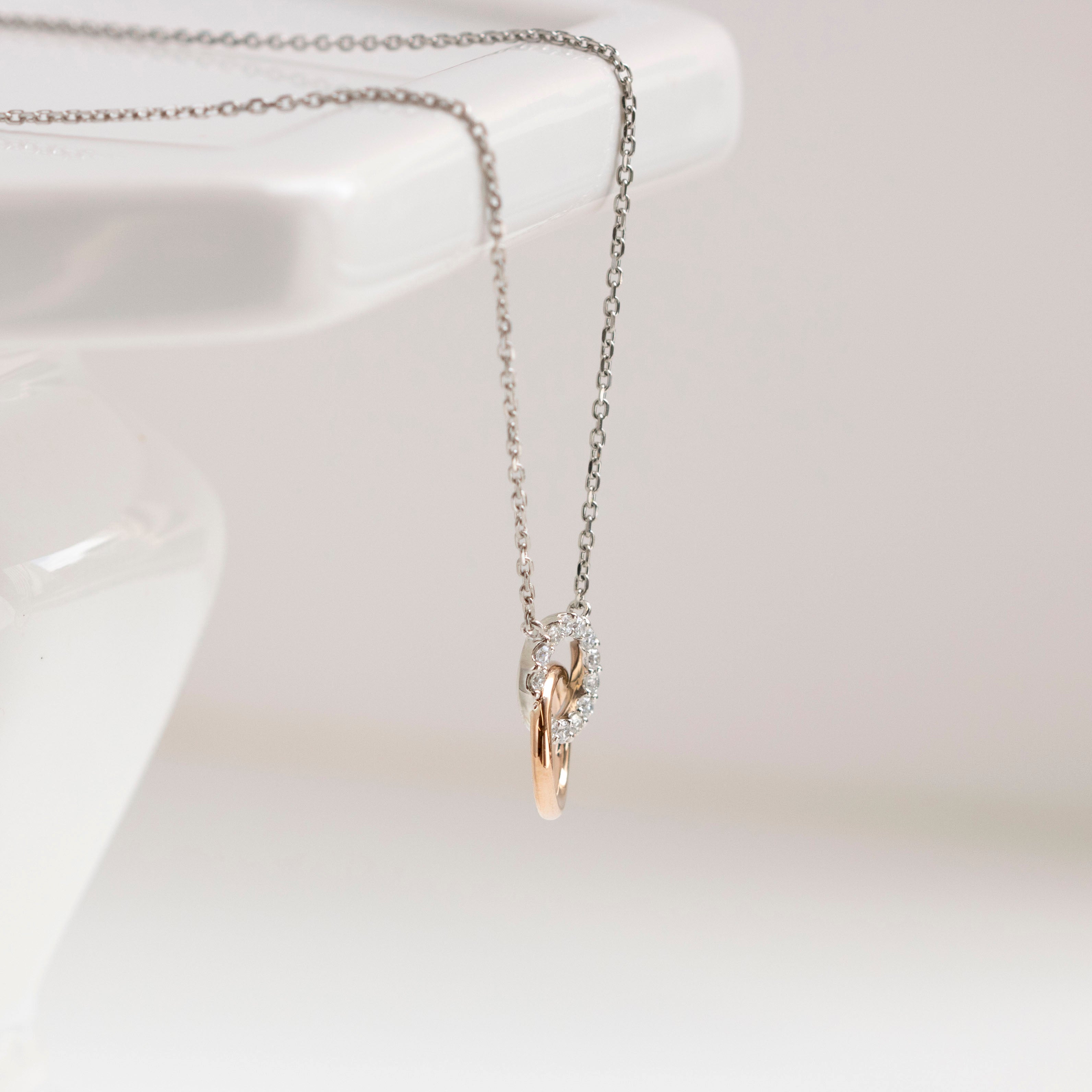 ダイヤモンド プラチナ/K18ネックレス(コンビカラー/4月誕生石