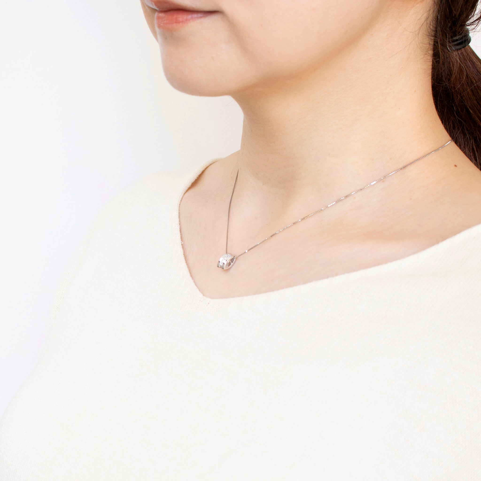 4℃ 2021年　クリスマス　プラチナ　ネックレス 特別価格ご提供品】ネックレス プラチナ ダイヤモンド合計0.1ct