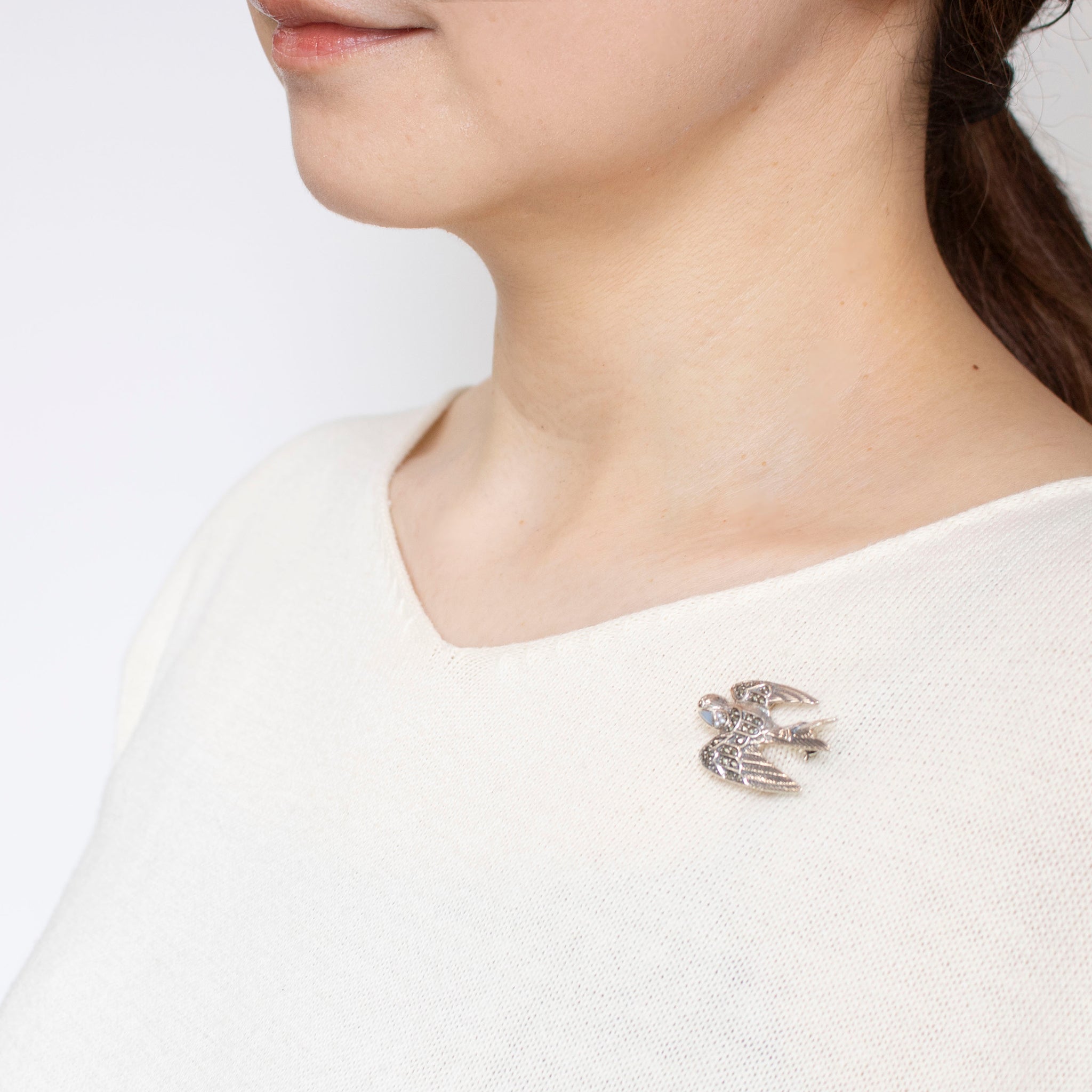 本真珠　シェル　鶴　ブローチ 本真珠 シェル 鶴 ブローチ - メルカリ