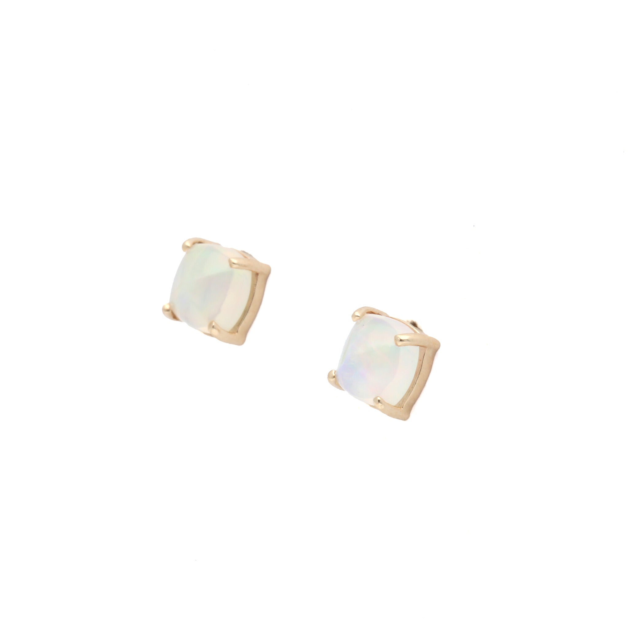 オパール K10ピアス(シュガーローフカット/10月誕生石)《25N02206》