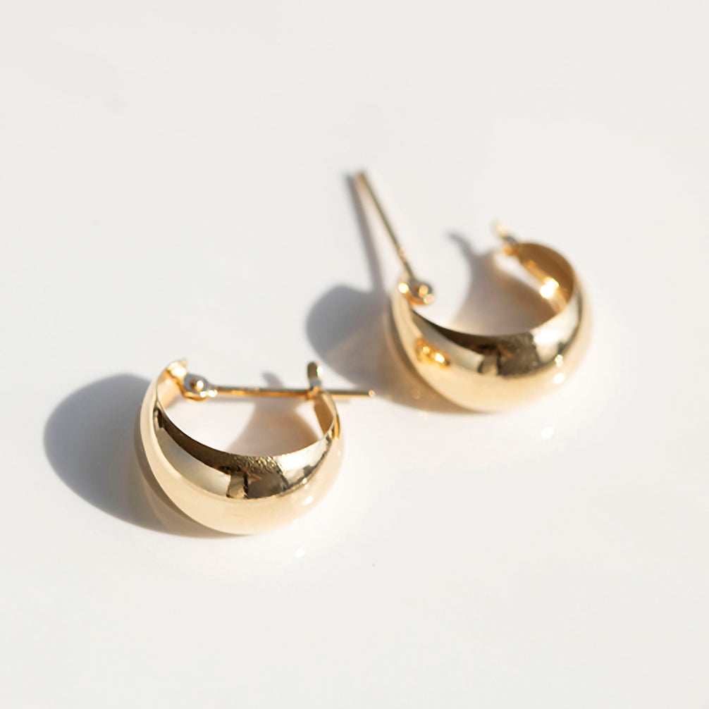 K18ピアス(フープ/月甲丸形)《25N02702》