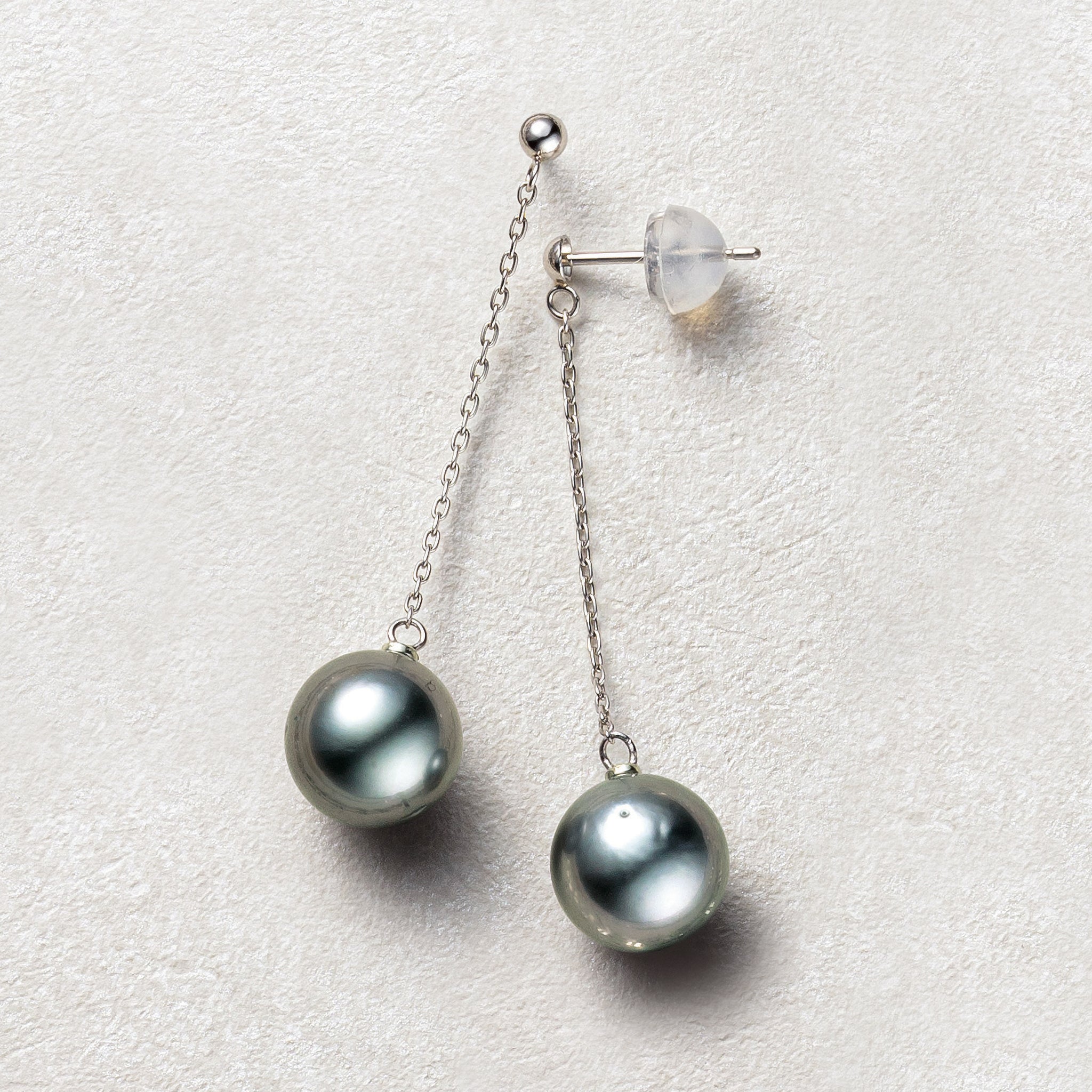 パール プラチナピアス(黒蝶真珠/8mm/6月誕生石)《25N02707》
