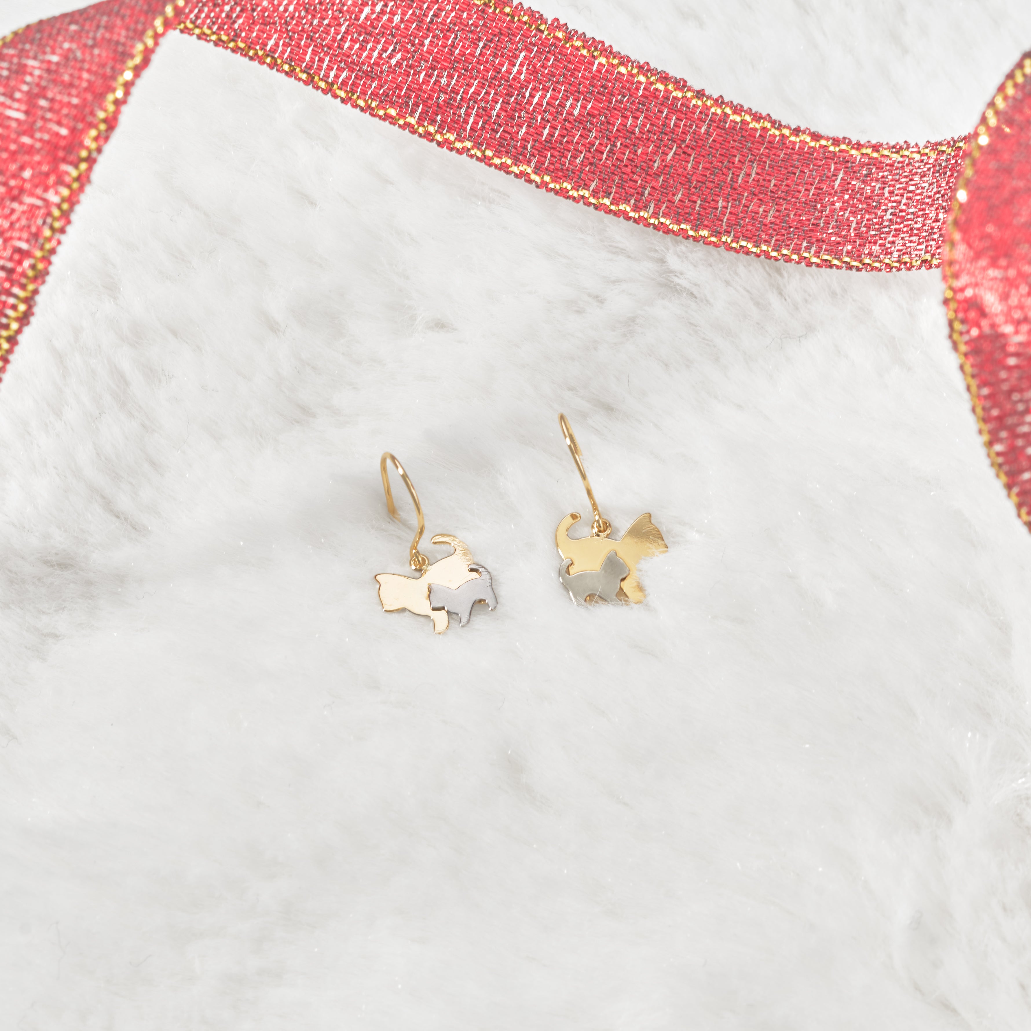 プラチナ/K18ピアス(コンビカラー/ネコモチーフ)《25N02904》
