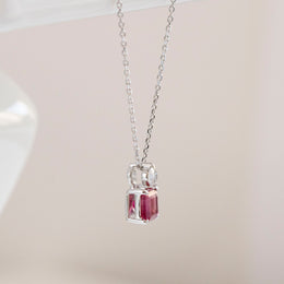 【限定1点】レッドベリル/ダイヤモンド プラチナネックレス(0.4カラット/エメラルドカット/鑑別書付き)《25T10116》