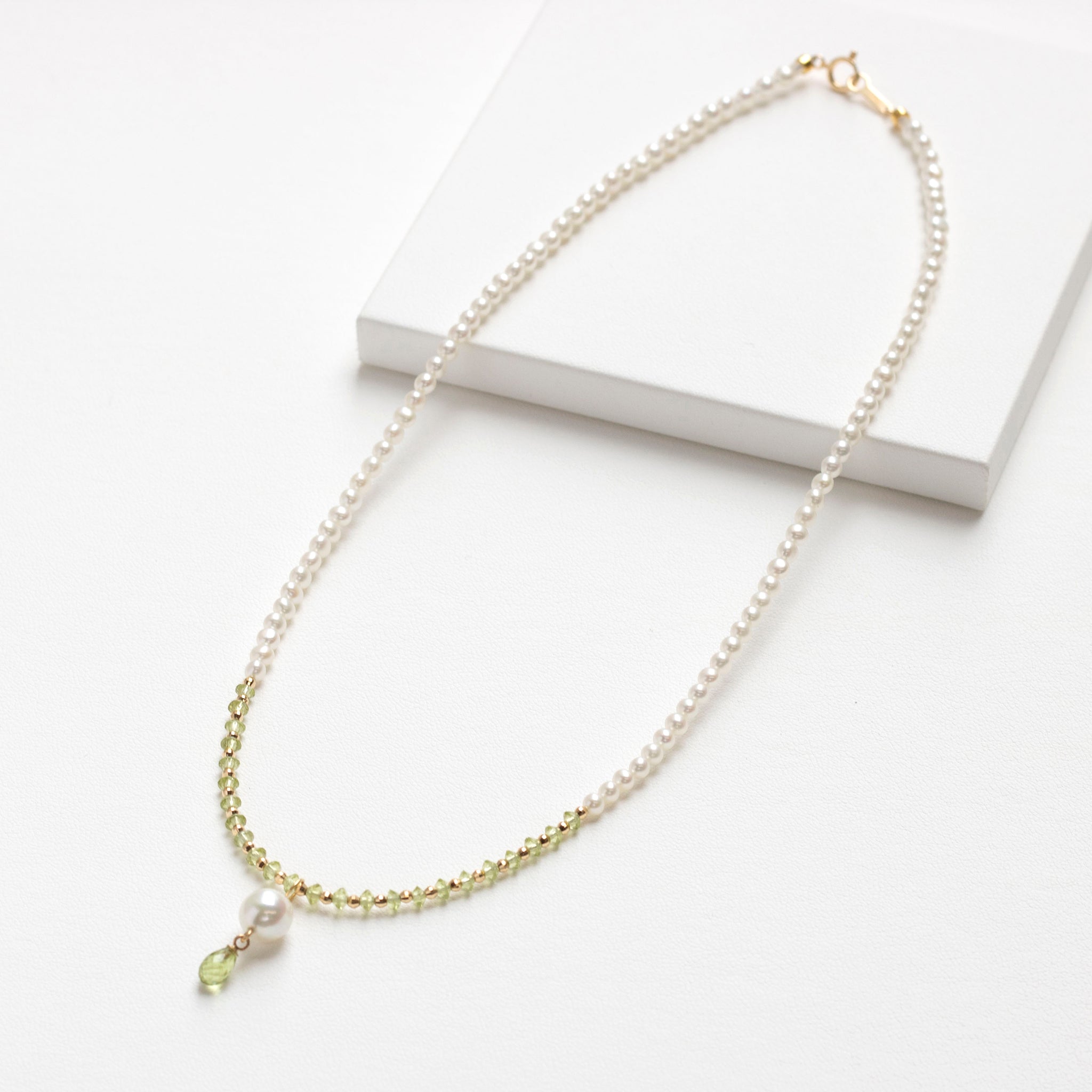 パール装飾のネックレス　K18 限定数6】ペリドット/パール K18ネックレス(アコヤ真珠/7mm