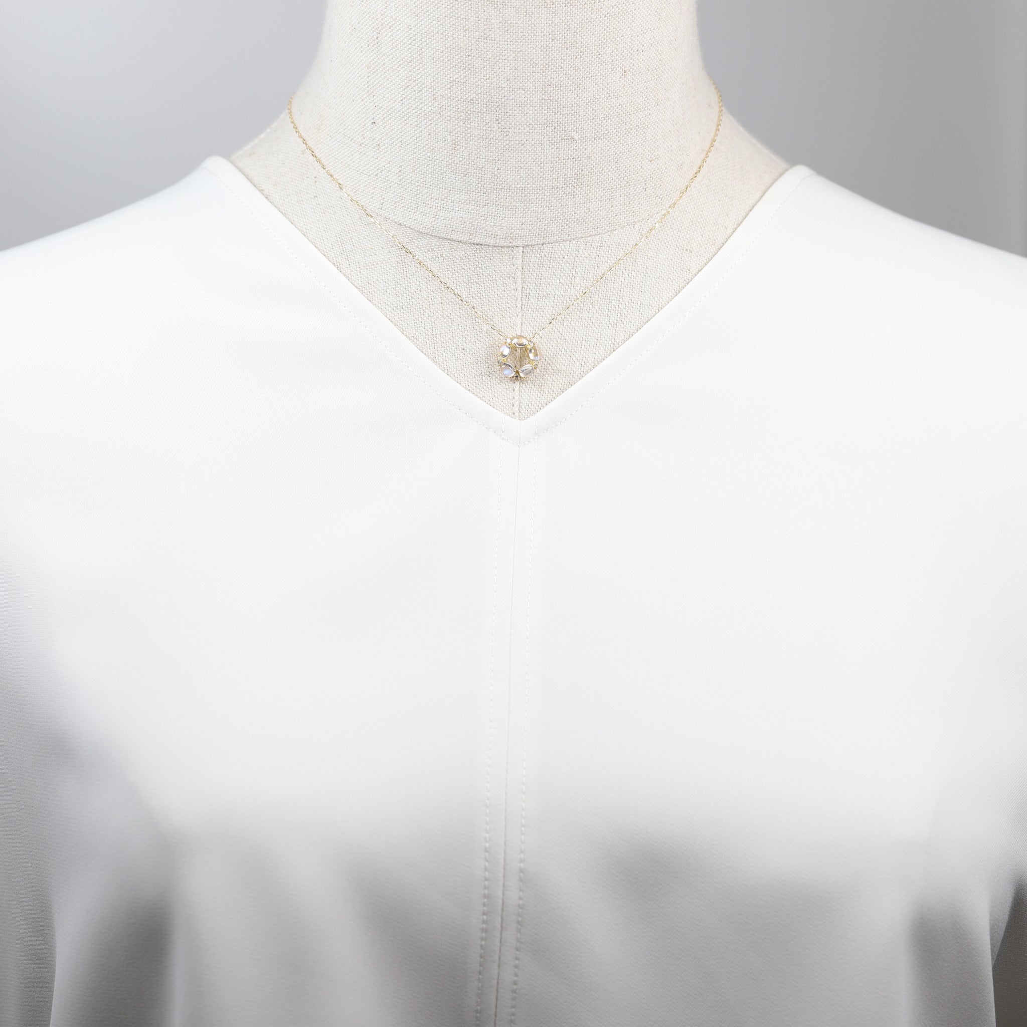 週末セール◉⁠‿⁠◉K18ＷＧゴールドネックレスクリスタル付き SPARKLE STAR NECKLACE(S)(2ZN2483)K18 ネックレス｜スター