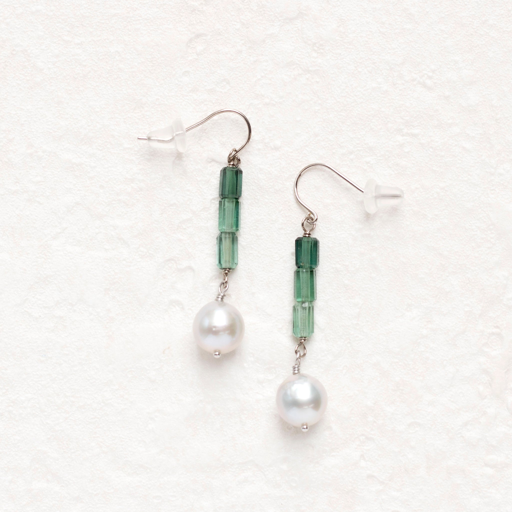 【限定数6】グリーントルマリン/パール K14ピアス(アコヤ真珠/7.5mm)《25T10244》