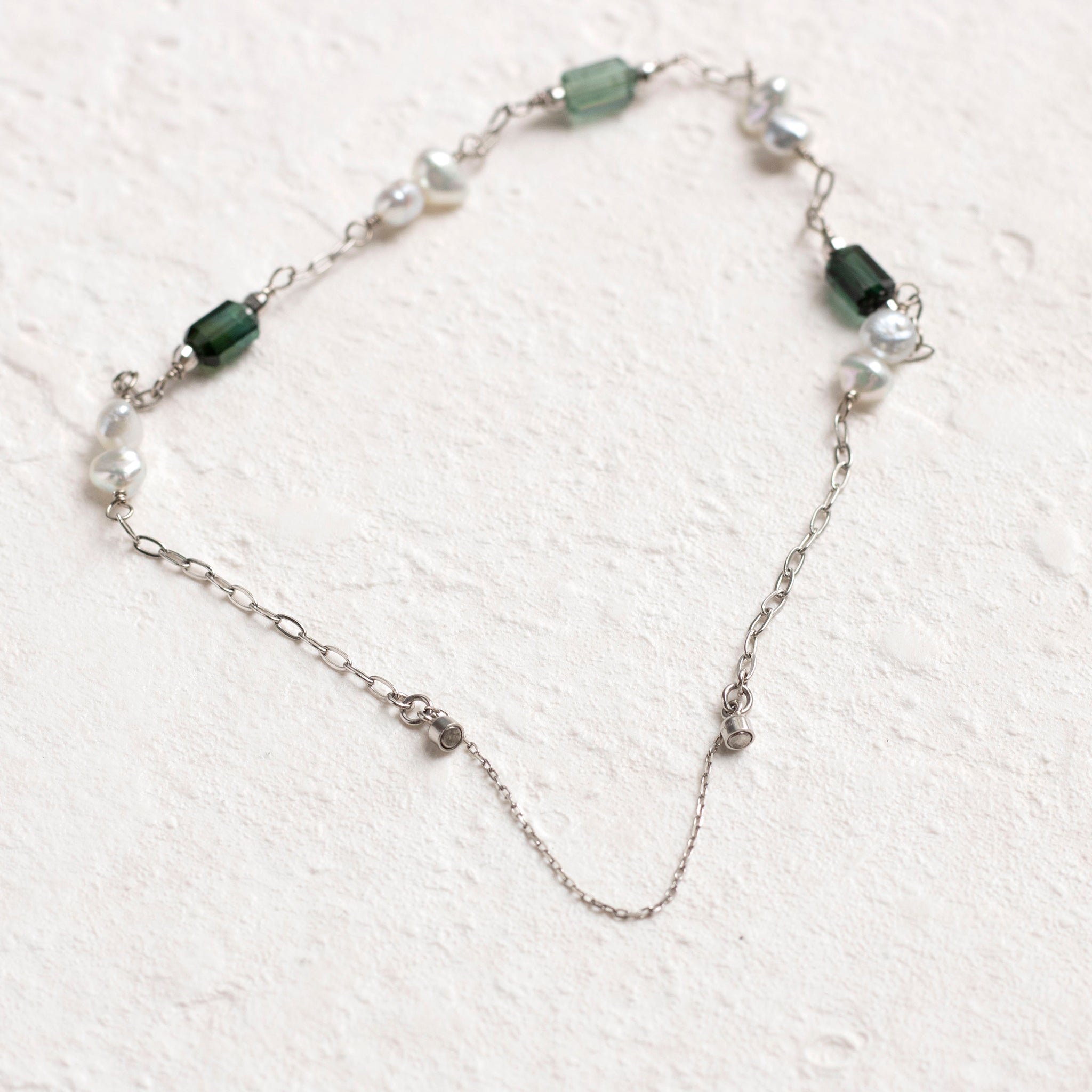 限定数6】グリーントルマリン/パール プラチナブレスレット