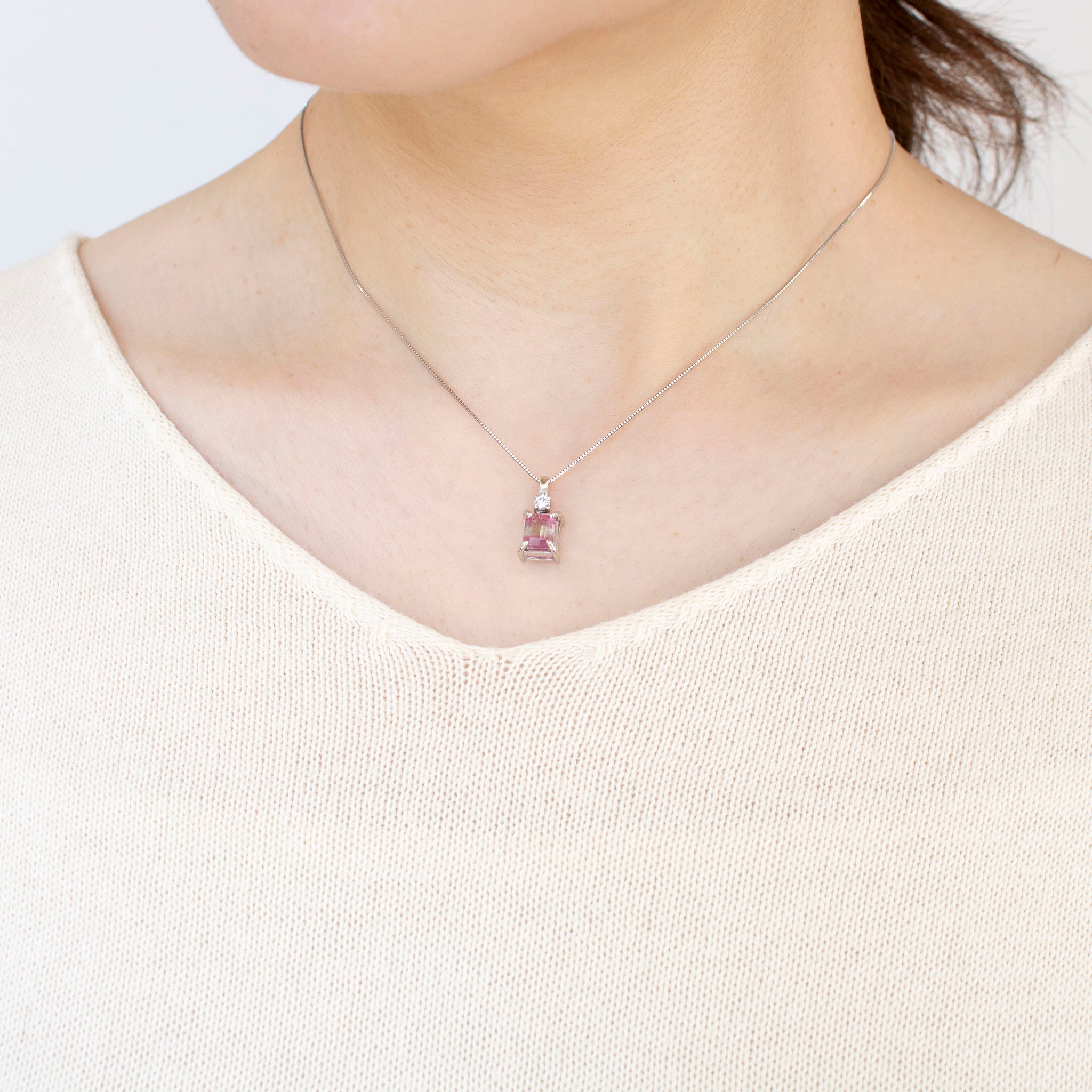 【限定数1】パーティーカラードトルマリン/ダイヤモンド プラチナネックレス(鑑別書付)《25T10267》