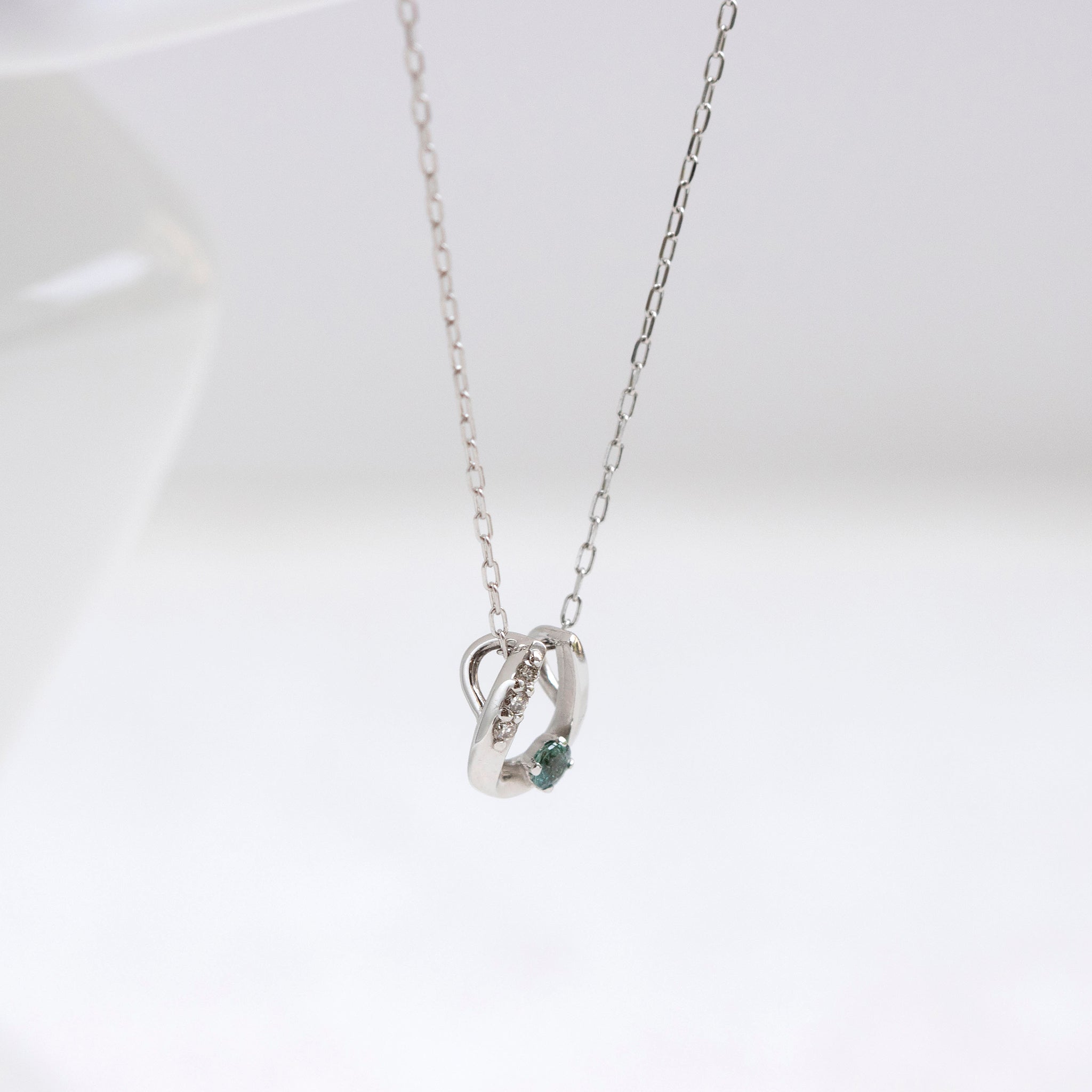 アレキサンドライト/ダイヤモンド プラチナネックレス(6月誕生石)《25T10268》