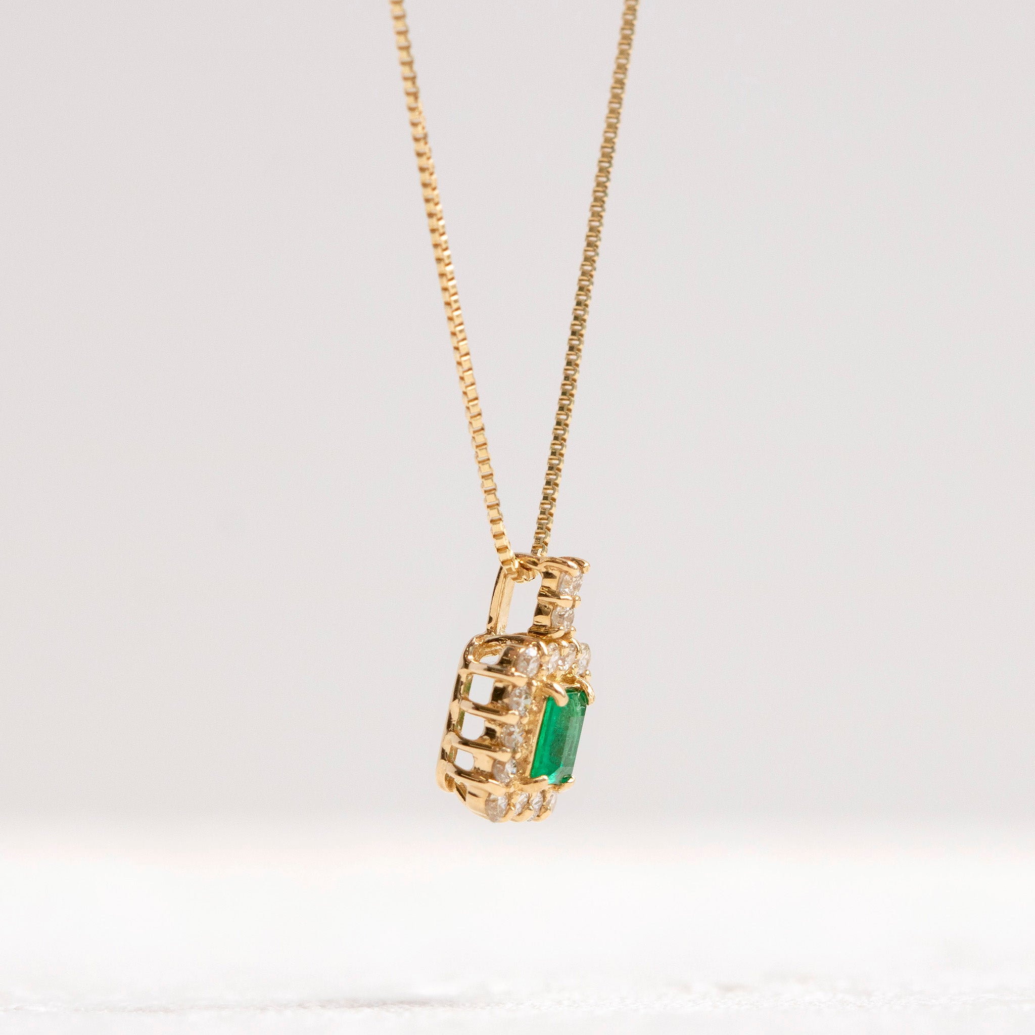 【限定数1】エメラルド/ダイヤモンド K18ネックレス(5月誕生石)《25T10269》