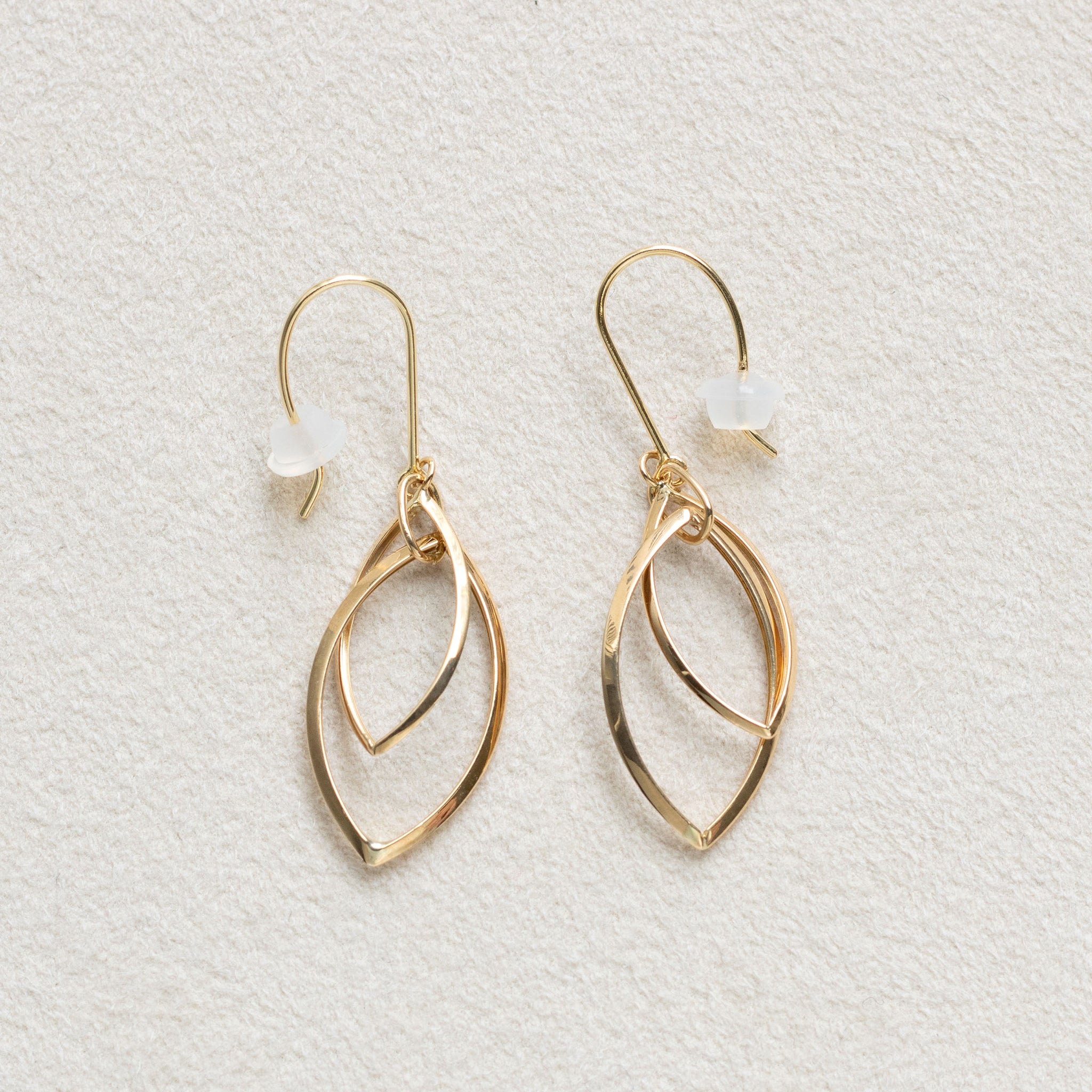 【限定1点】K18ピアス《25T10281》