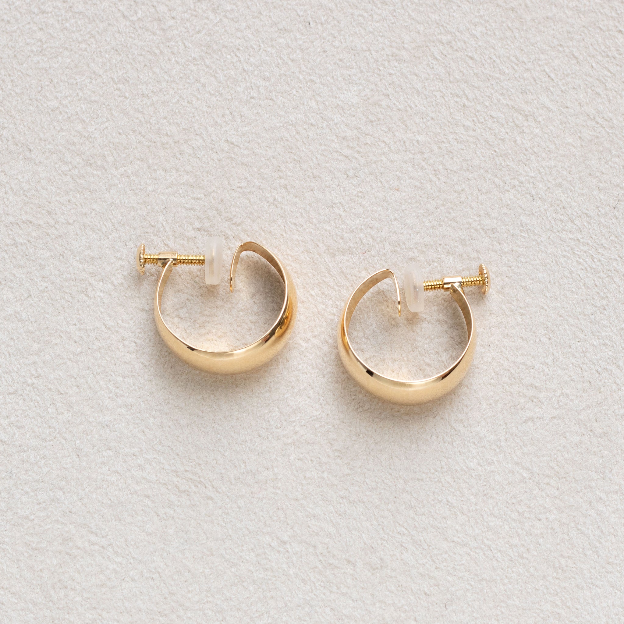 【限定1点】K18イヤリング《25T10290》