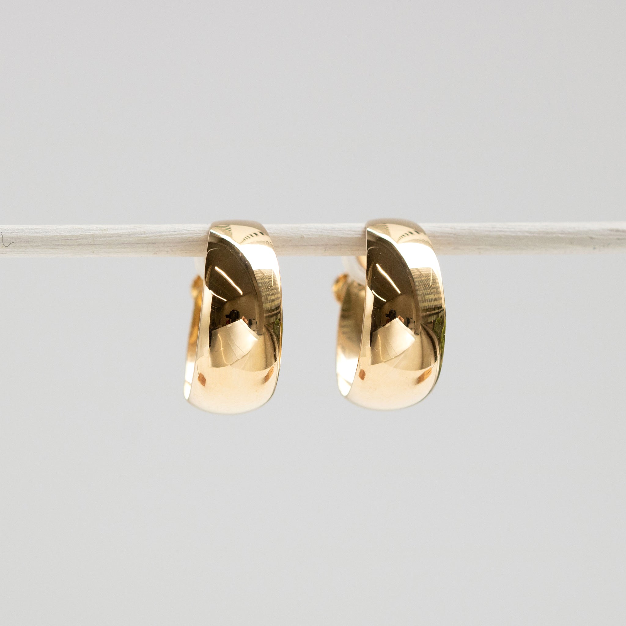 【限定1点】K18イヤリング《25T10290》