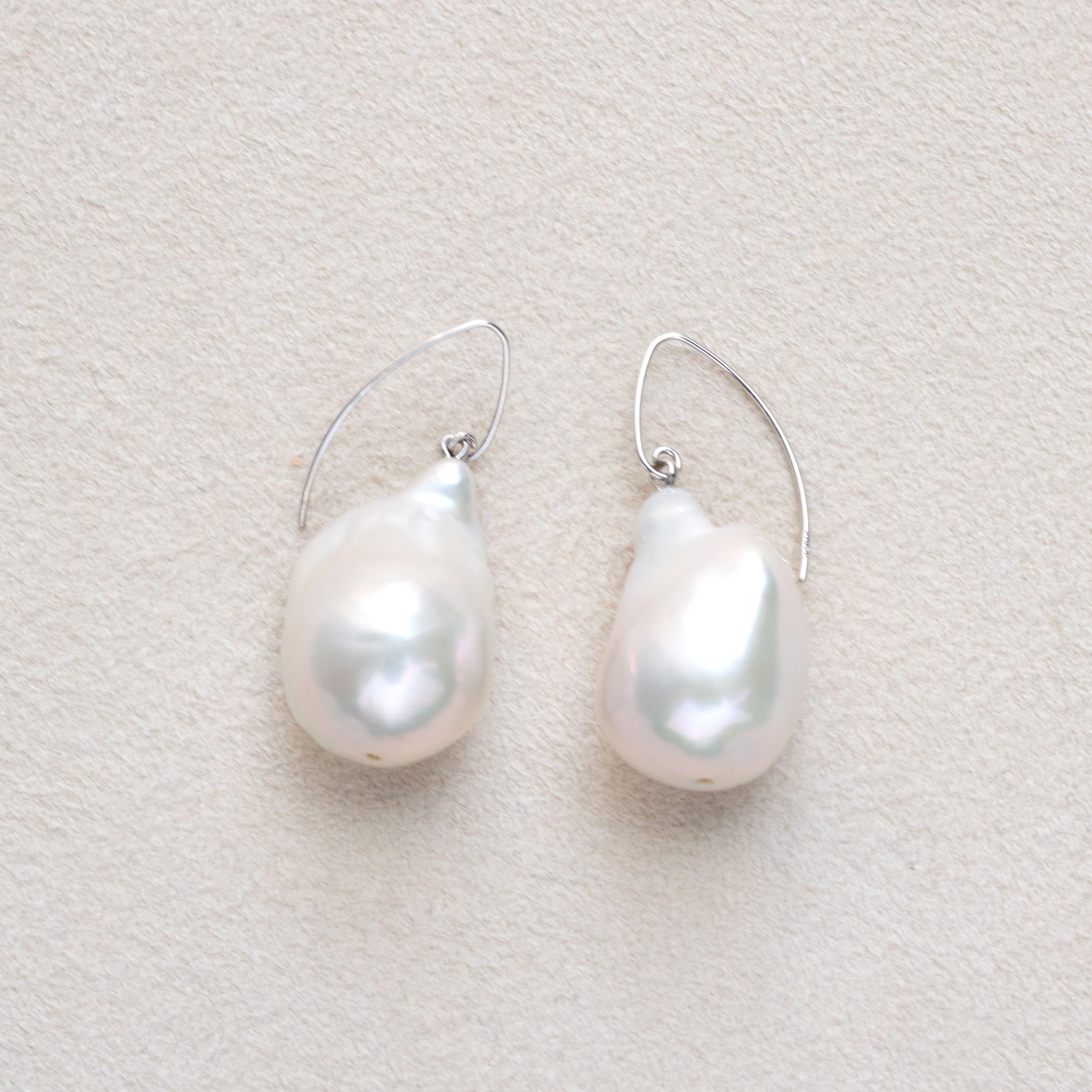 【限定1点】パール K10ピアス(淡水真珠/6月誕生石)《25T10295》