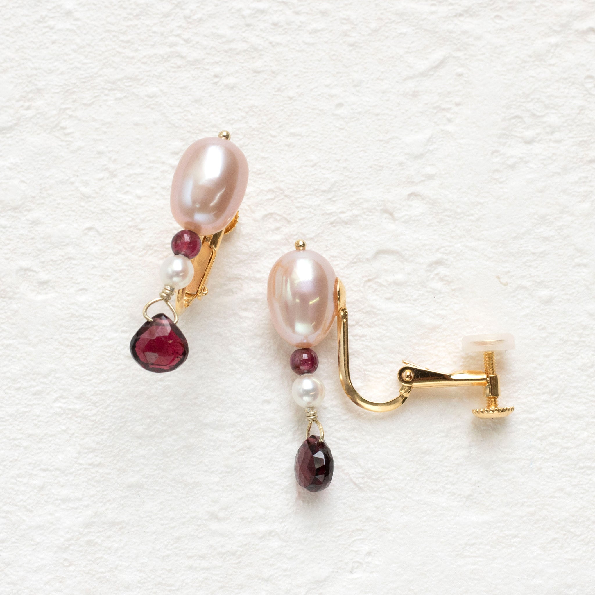 【限定5点】ガーネット/パール シルバーイヤリング(淡水真珠)《25T10299》