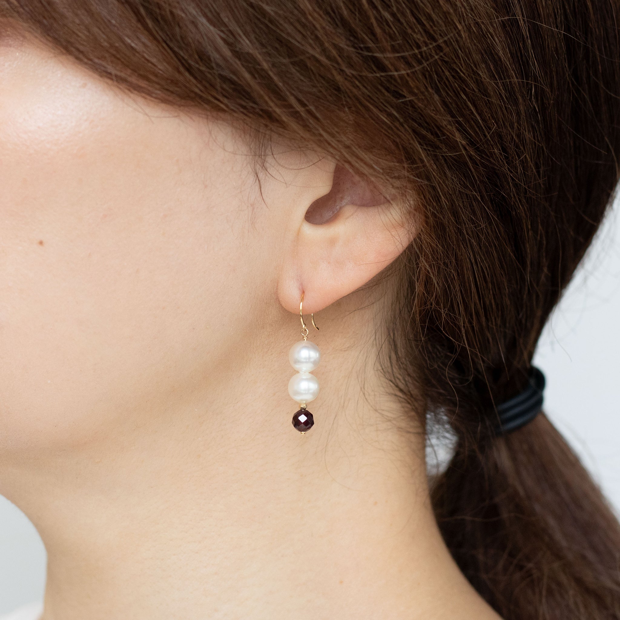 【限定20点】パール/ガーネット K18ピアス(淡水真珠)《25T10301》