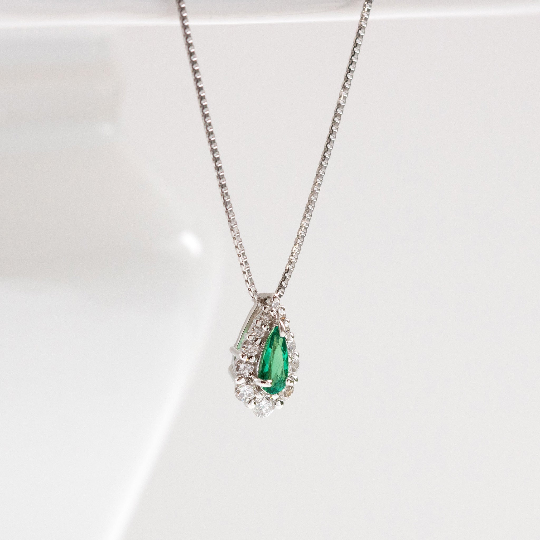 【限定1点】グリーンアウイナイト/ダイヤモンド プラチナネックレス(鑑別書付)《25T10303》