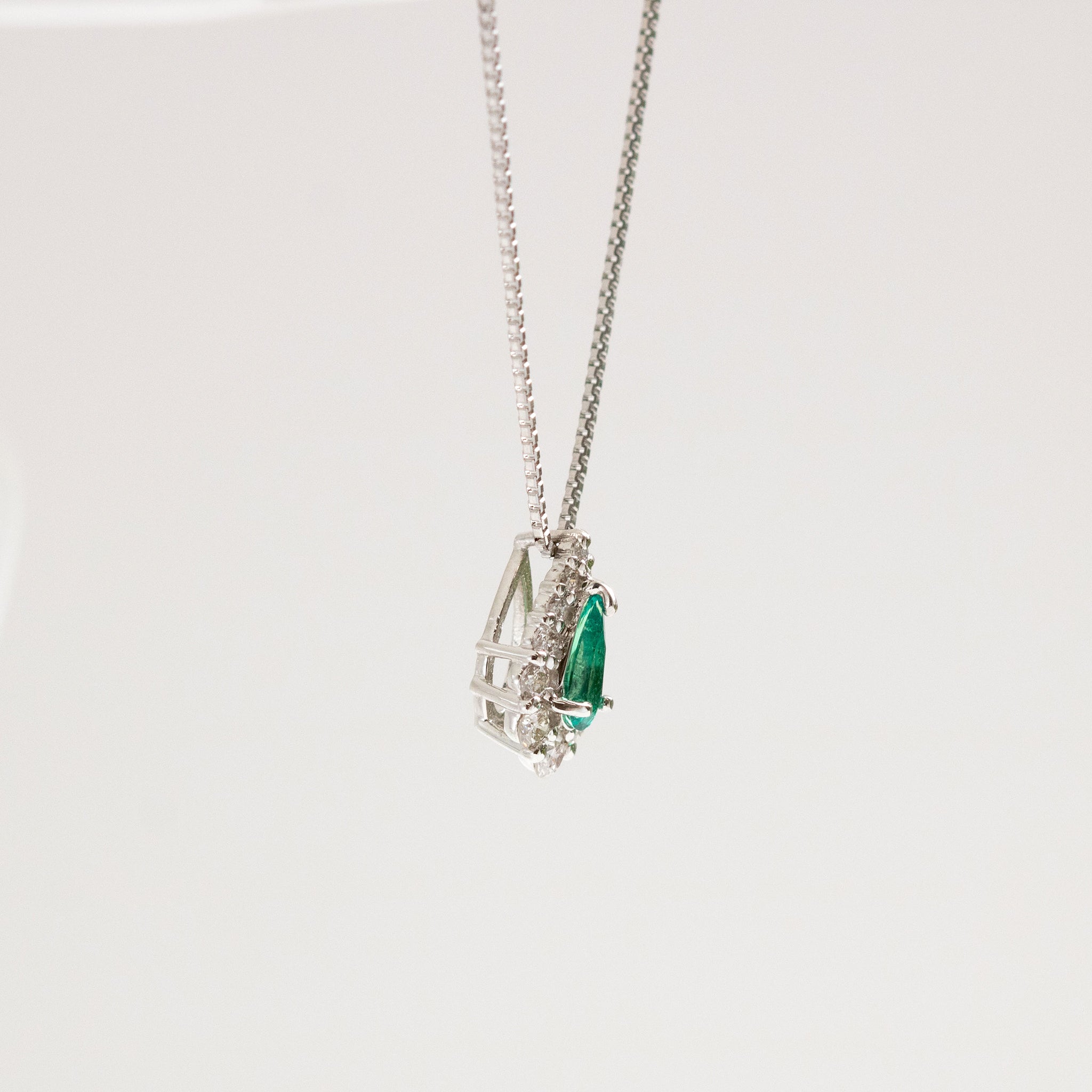 【限定1点】グリーンアウイナイト/ダイヤモンド プラチナネックレス(鑑別書付)《25T10303》