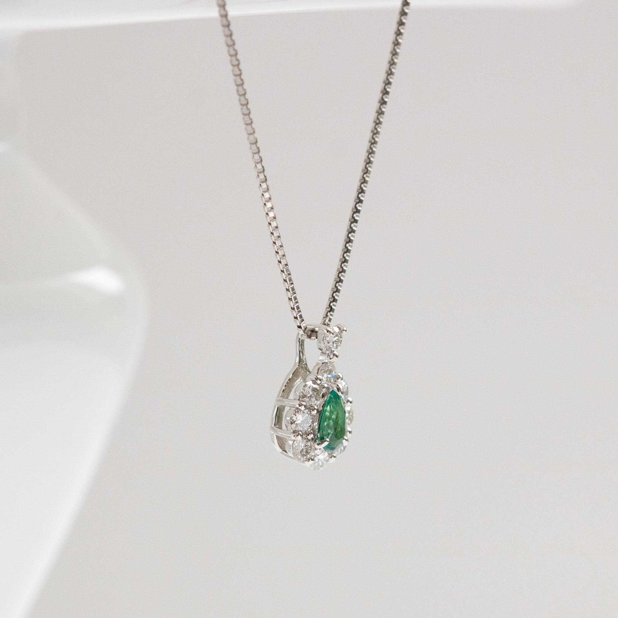 【限定1点】グリーンアウイナイト/ダイヤモンド プラチナネックレス(鑑別書付)《25T10304》